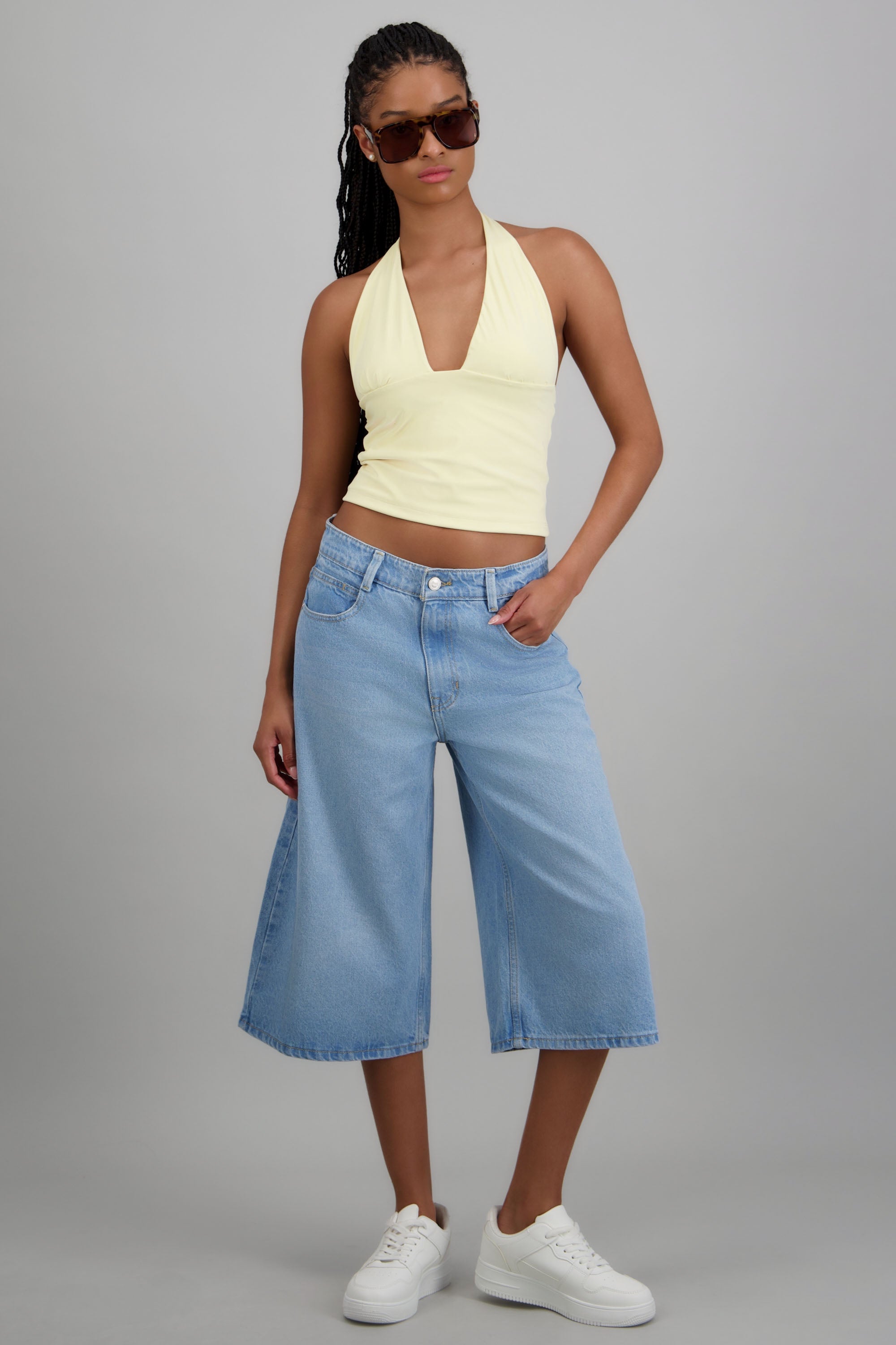 Top halter detalle frunce en copas AMARILLO PASTEL