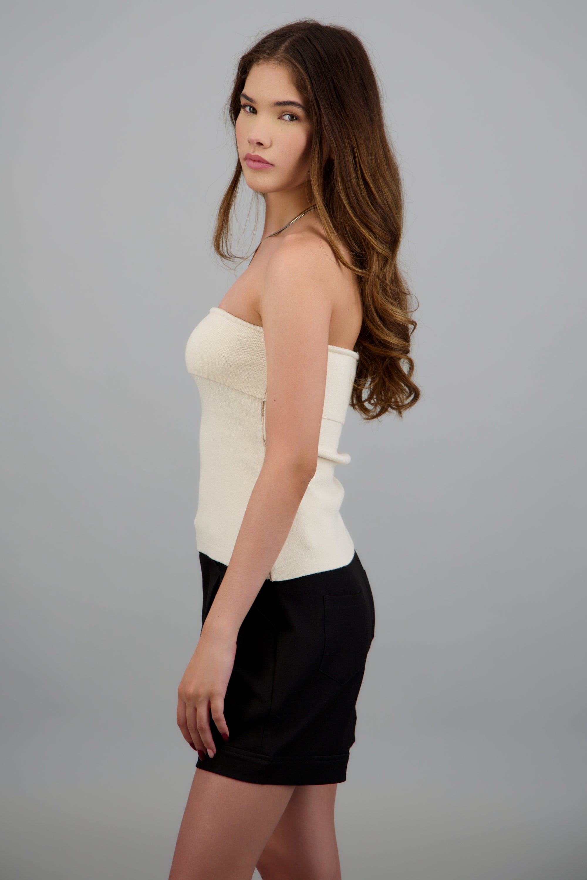 Top strapless liso doblez CREMA