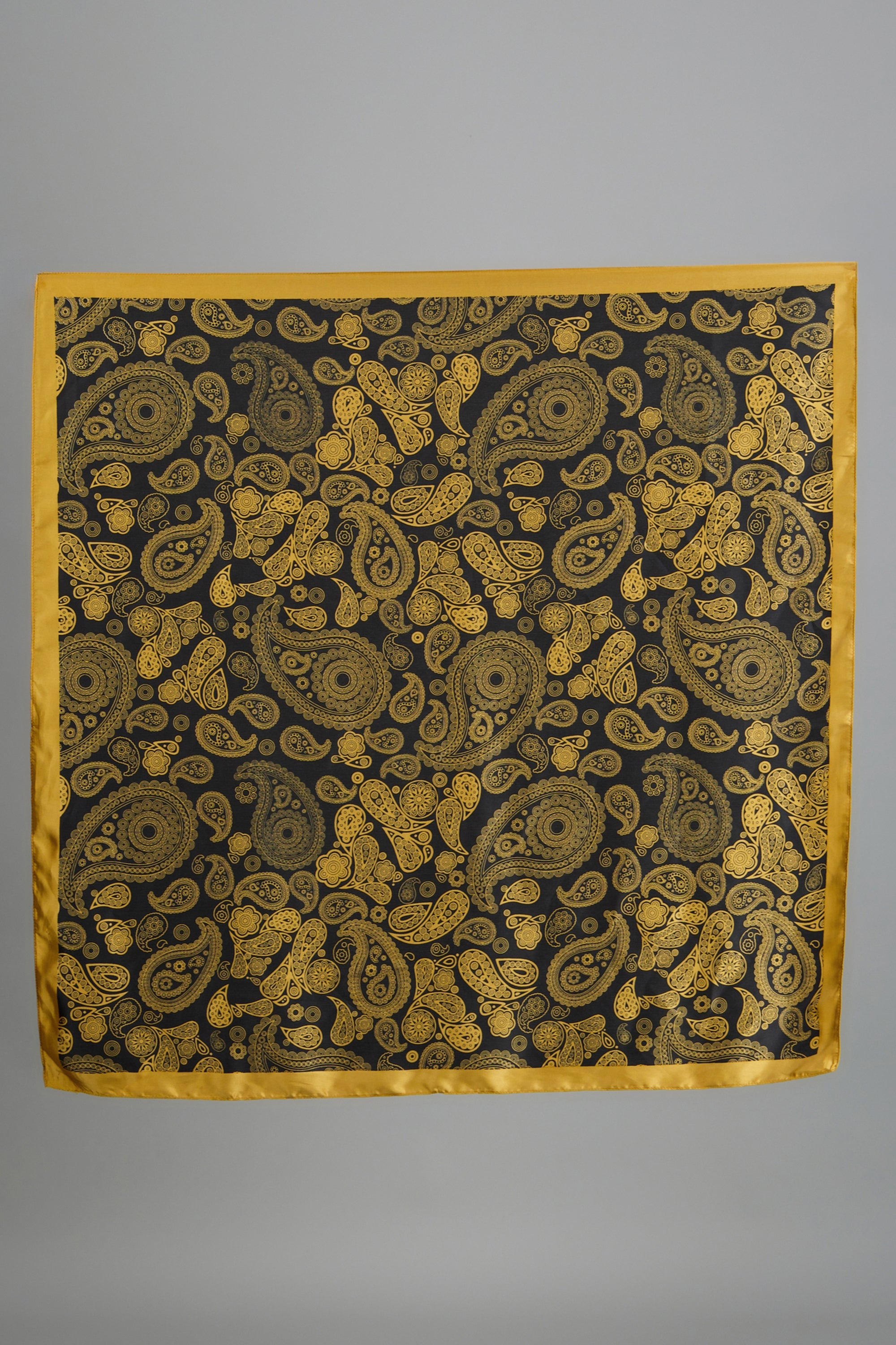 Pañuelo satín paisleys mandala NEGRO