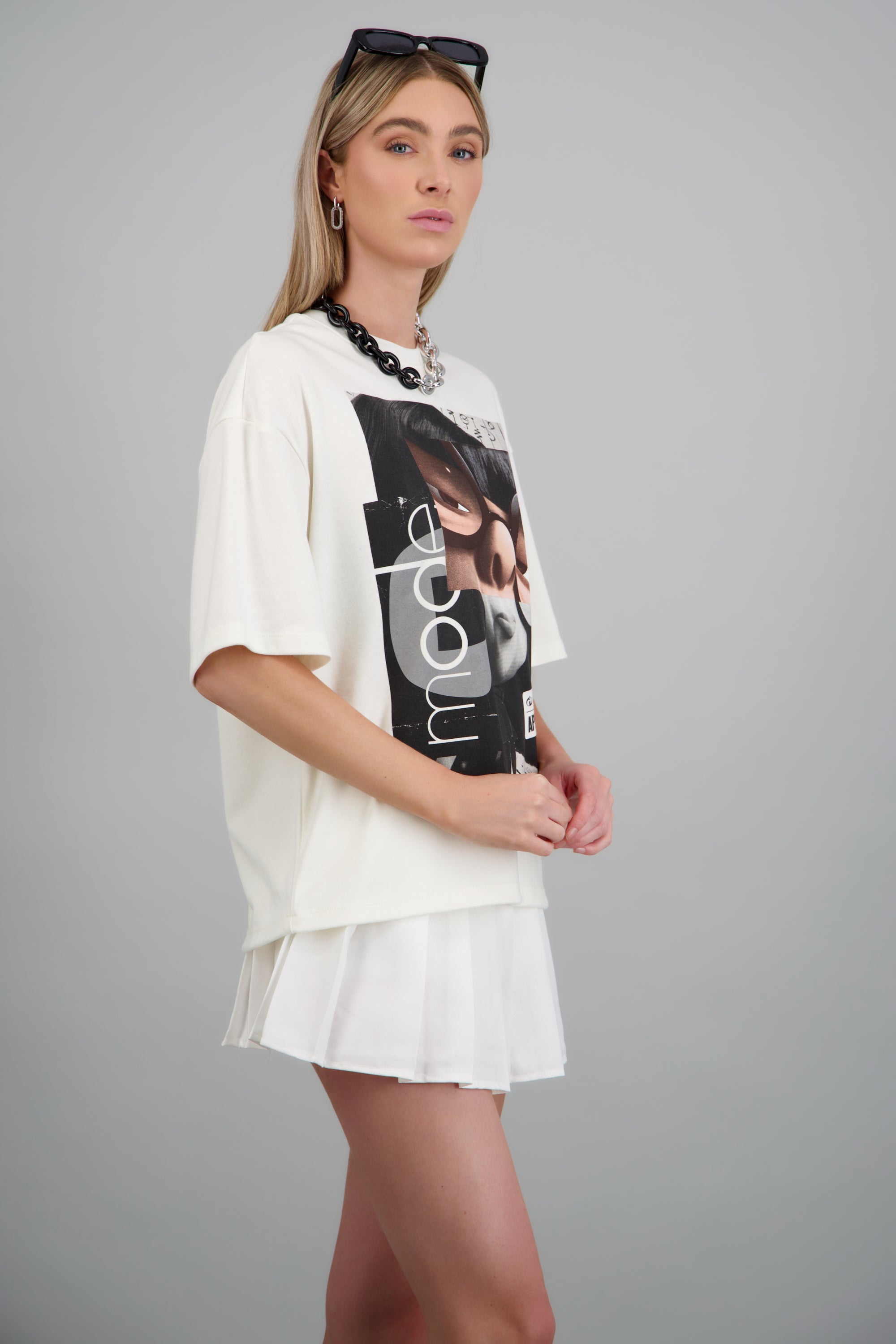 Playera Edna Moda retrato BLANCO