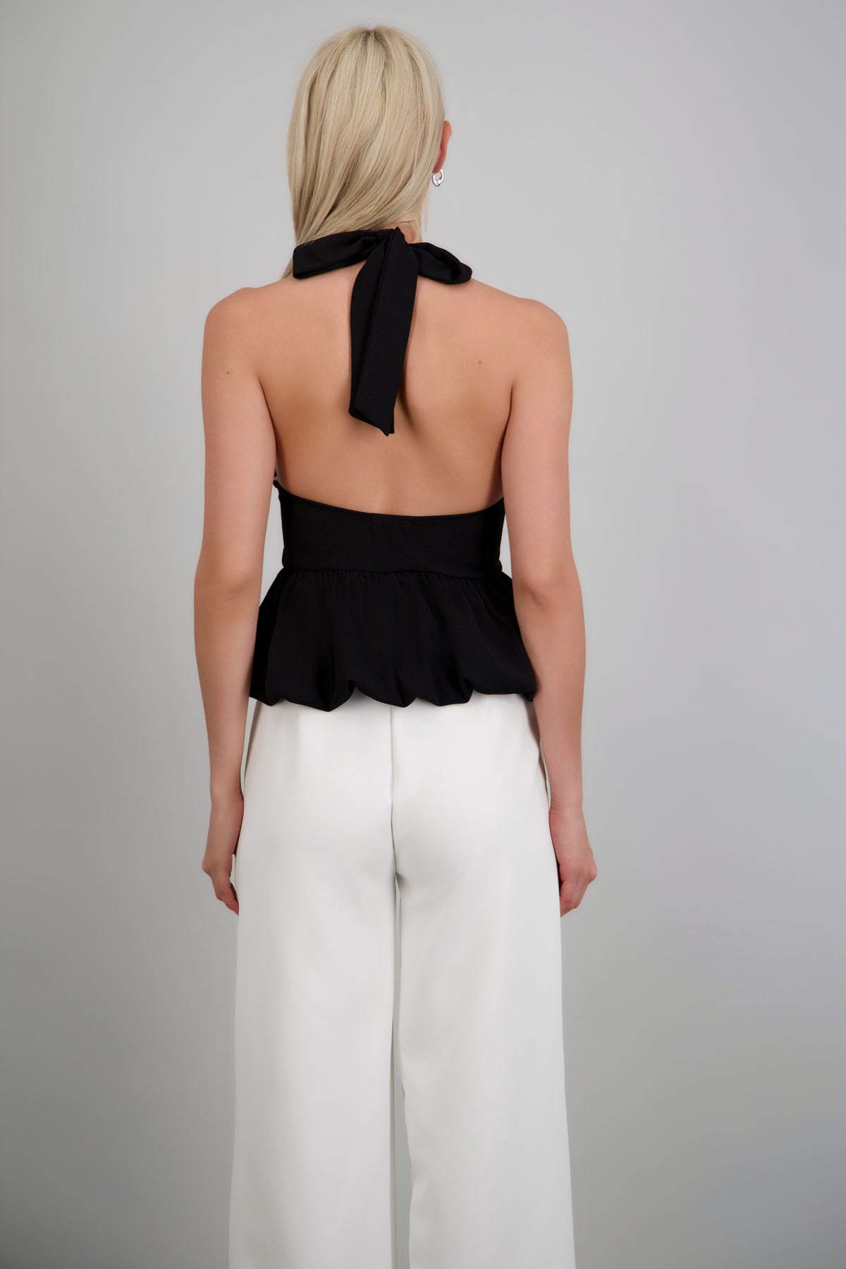 top halter efecto globo NEGRO