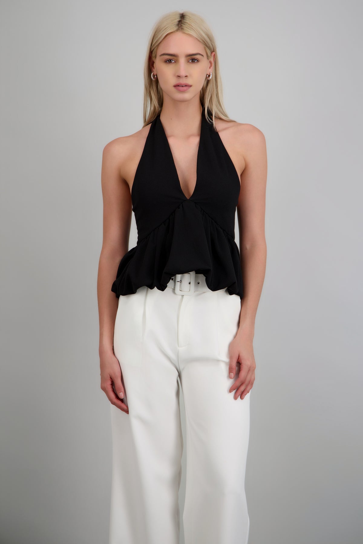 top halter efecto globo NEGRO