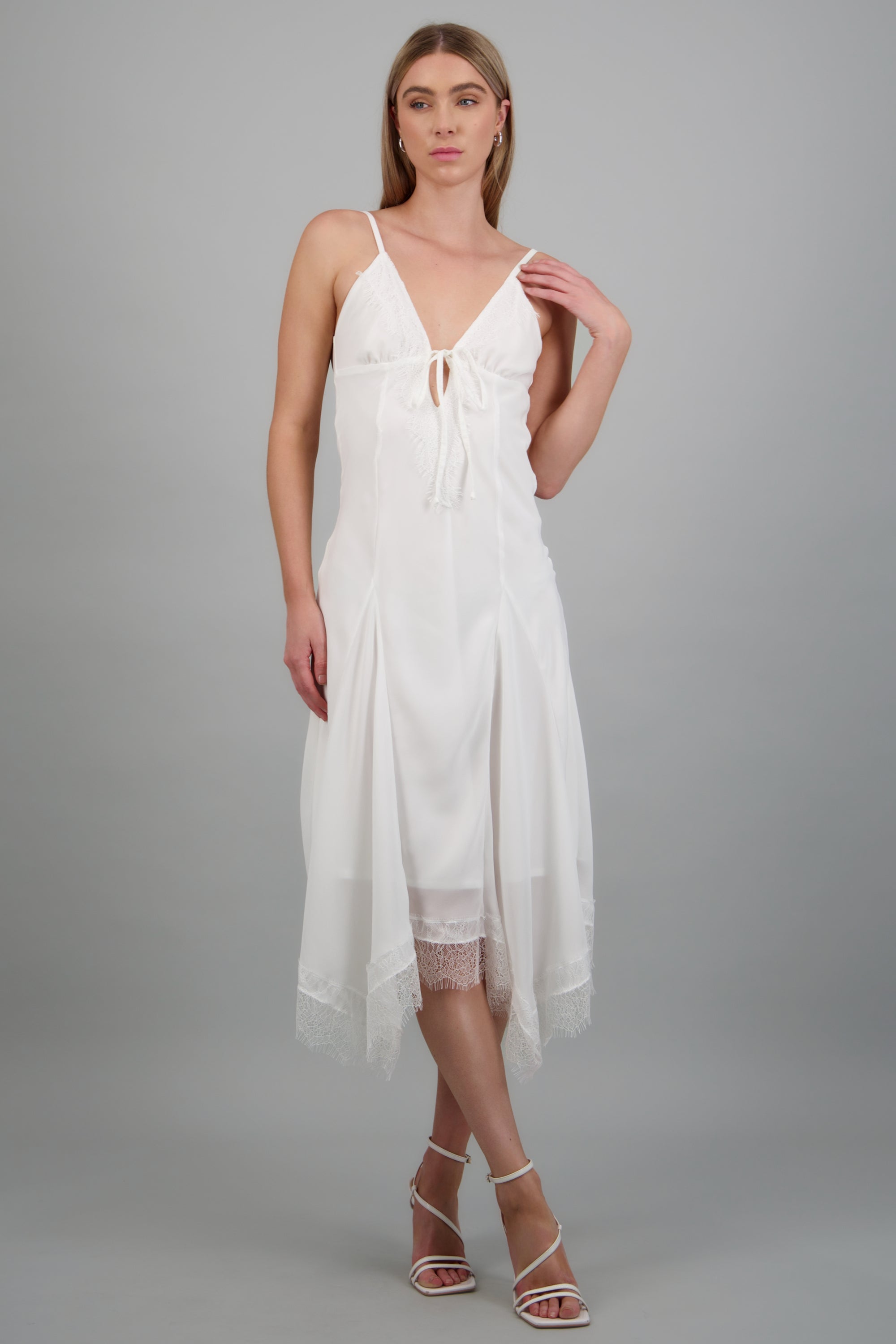 vestido midi cortes encaje HUESO