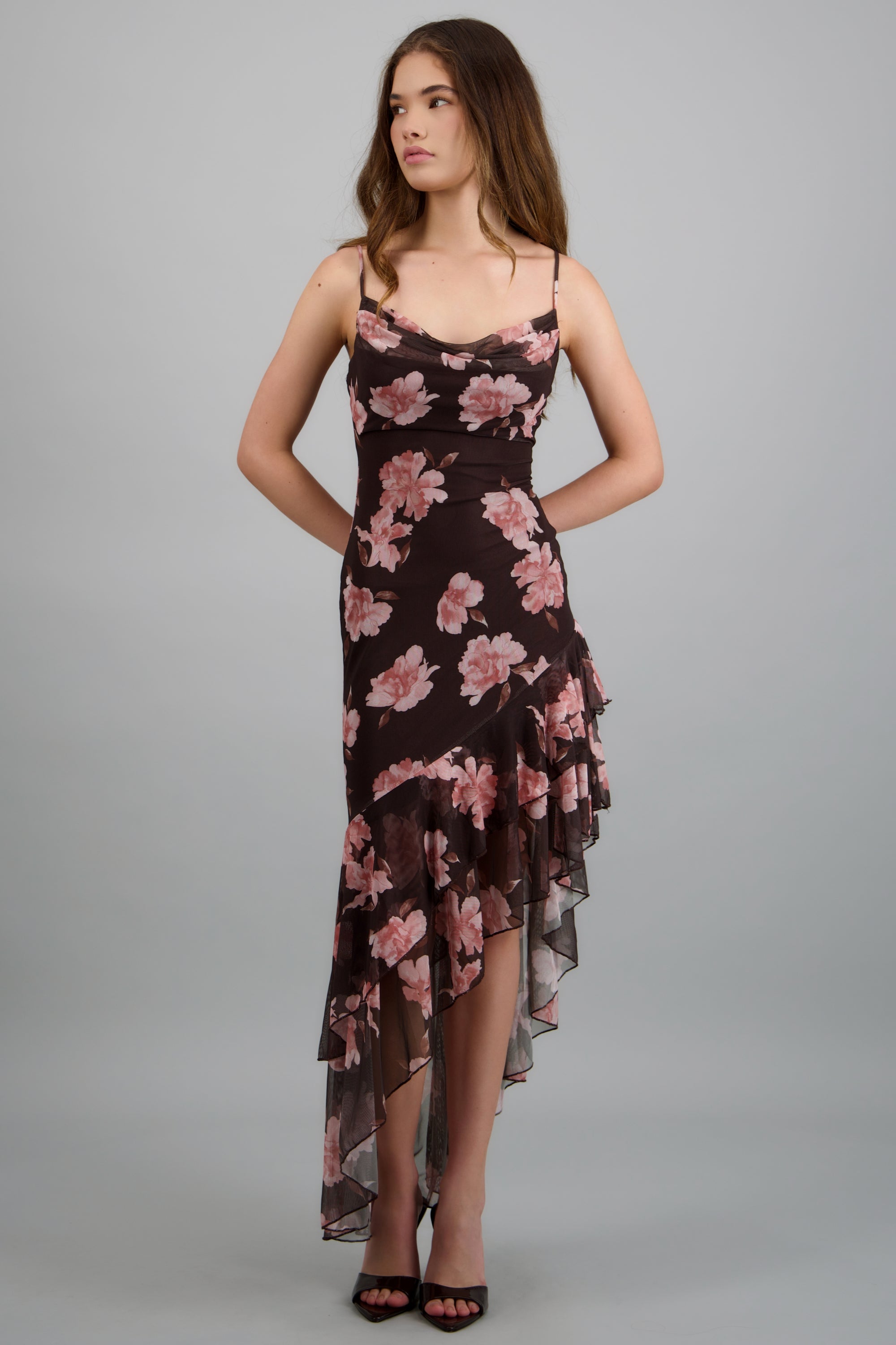 Vestido maxi asimétrico triantes estampado flores CAFE COMBO