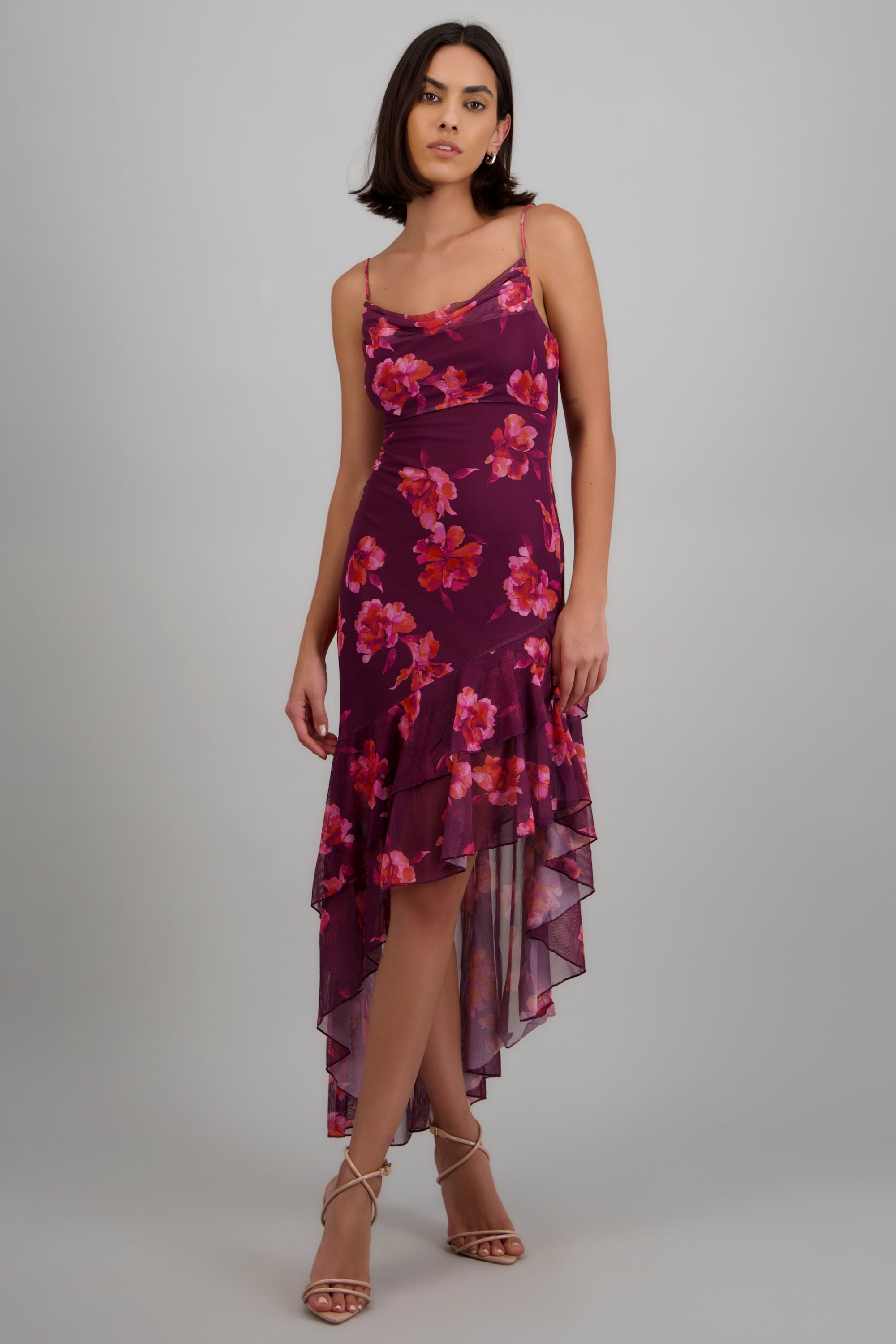 Vestido maxi asimétrico triantes estampado flores VINO COMBO