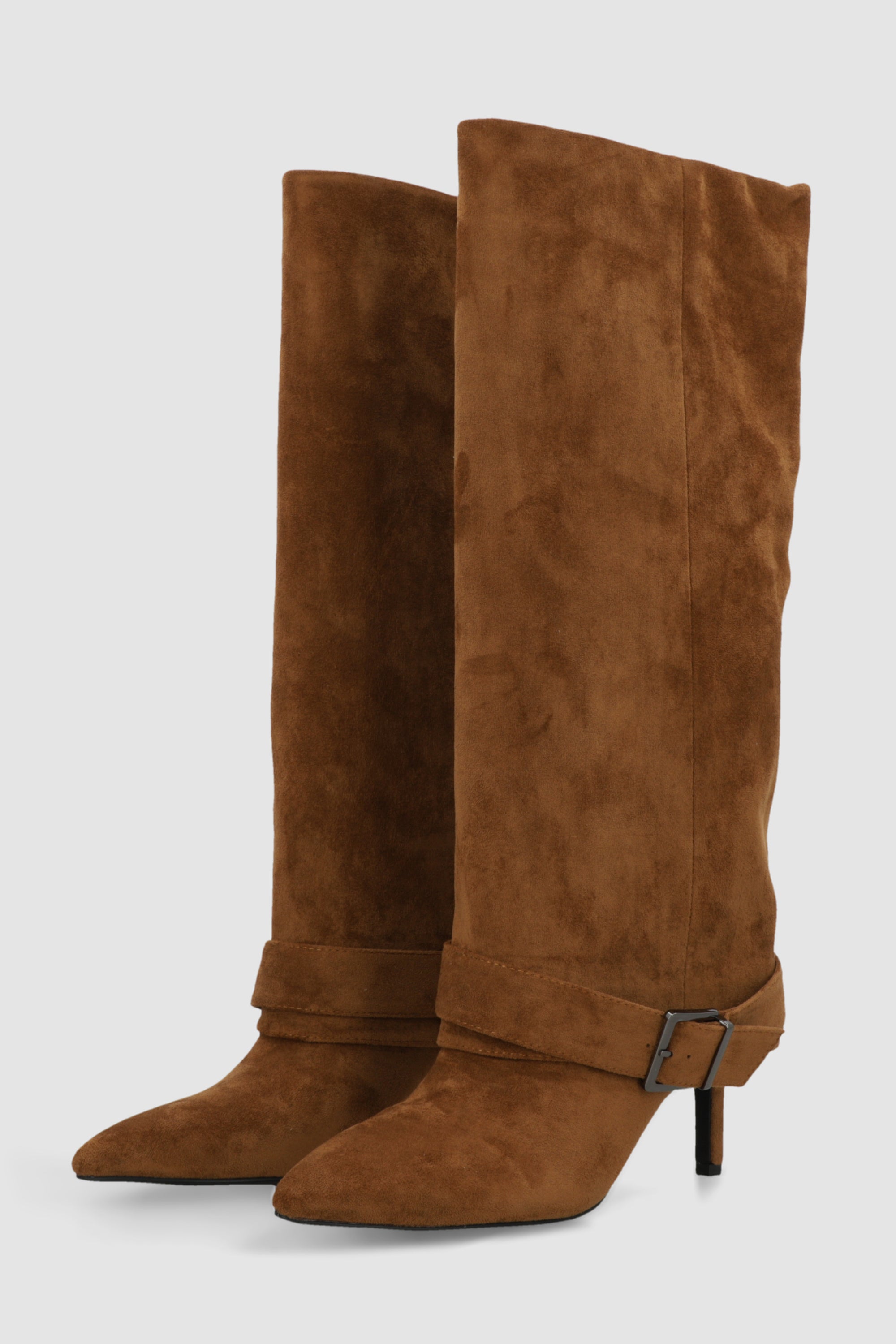 Bota funda hebilla gamucina CAMELLO