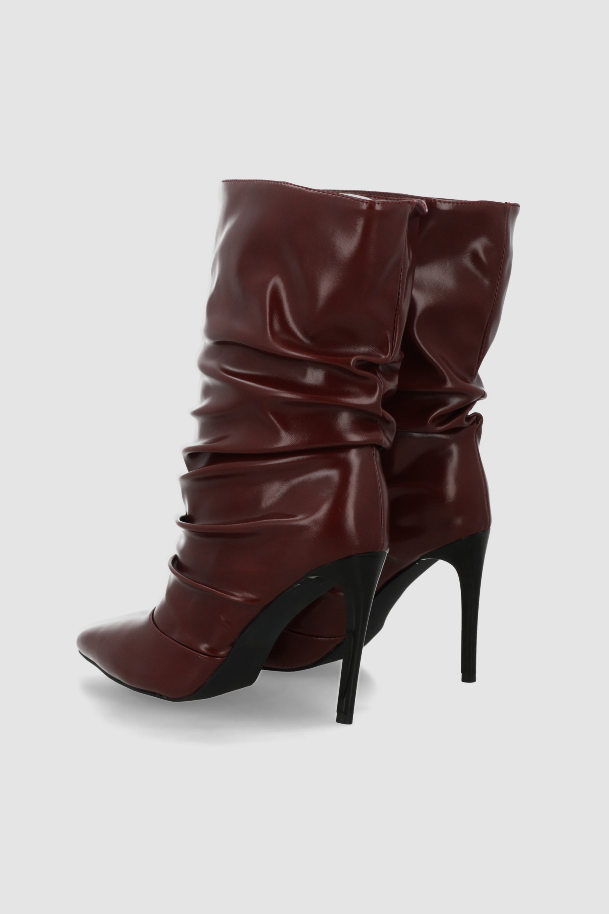 Botin pointy slouchy VINO