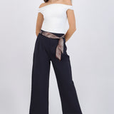 Pantalones con máscada