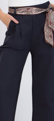 Pantalones con máscada