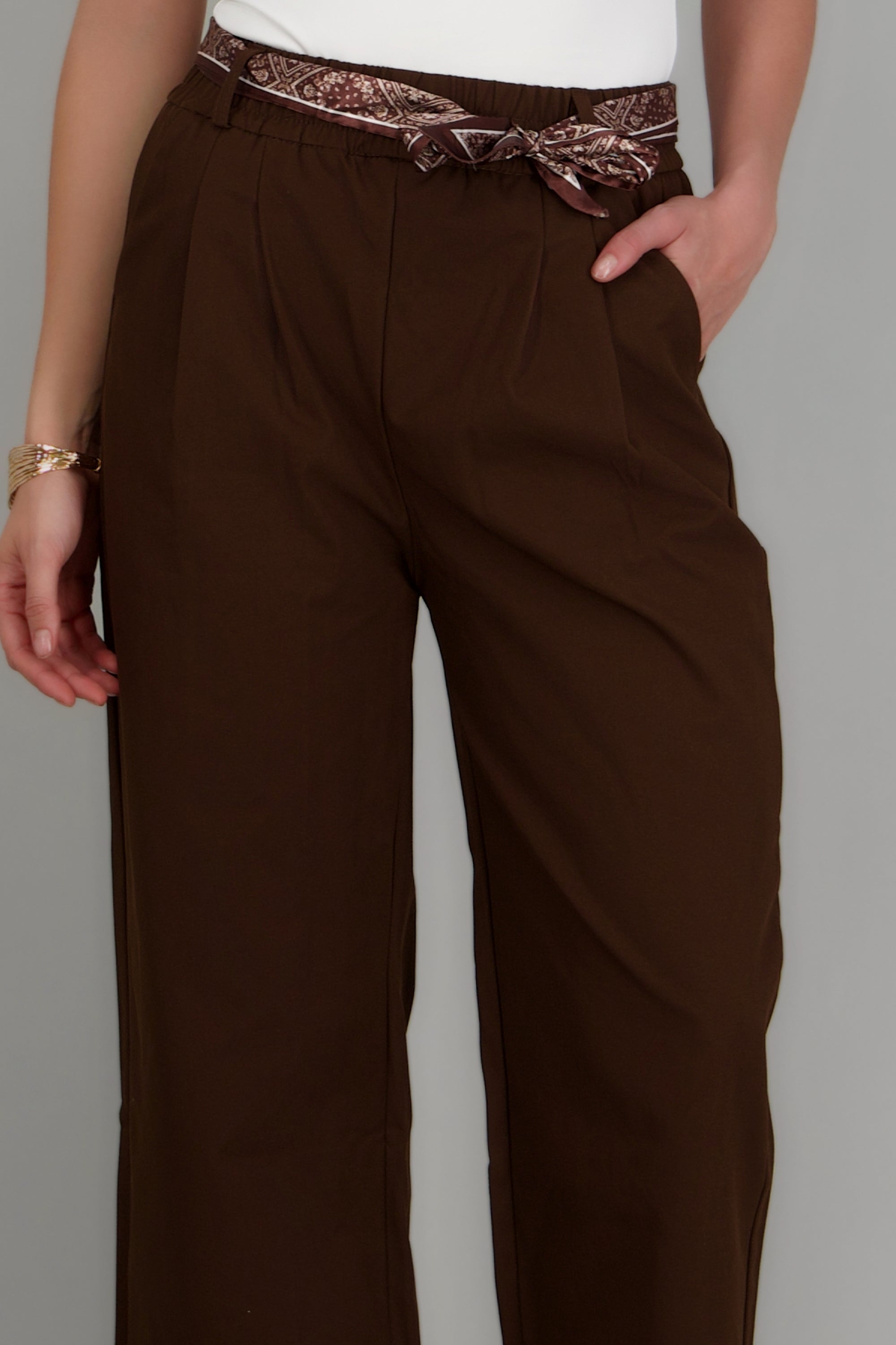 Pantalones con máscada CHOCOLATE
