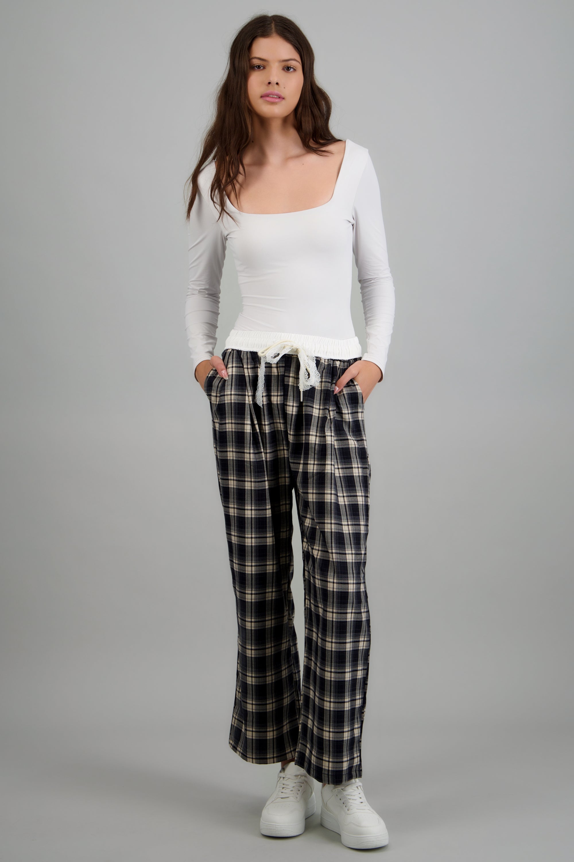 Pantalones cuadrados y jareta encaje MARINO COMBO