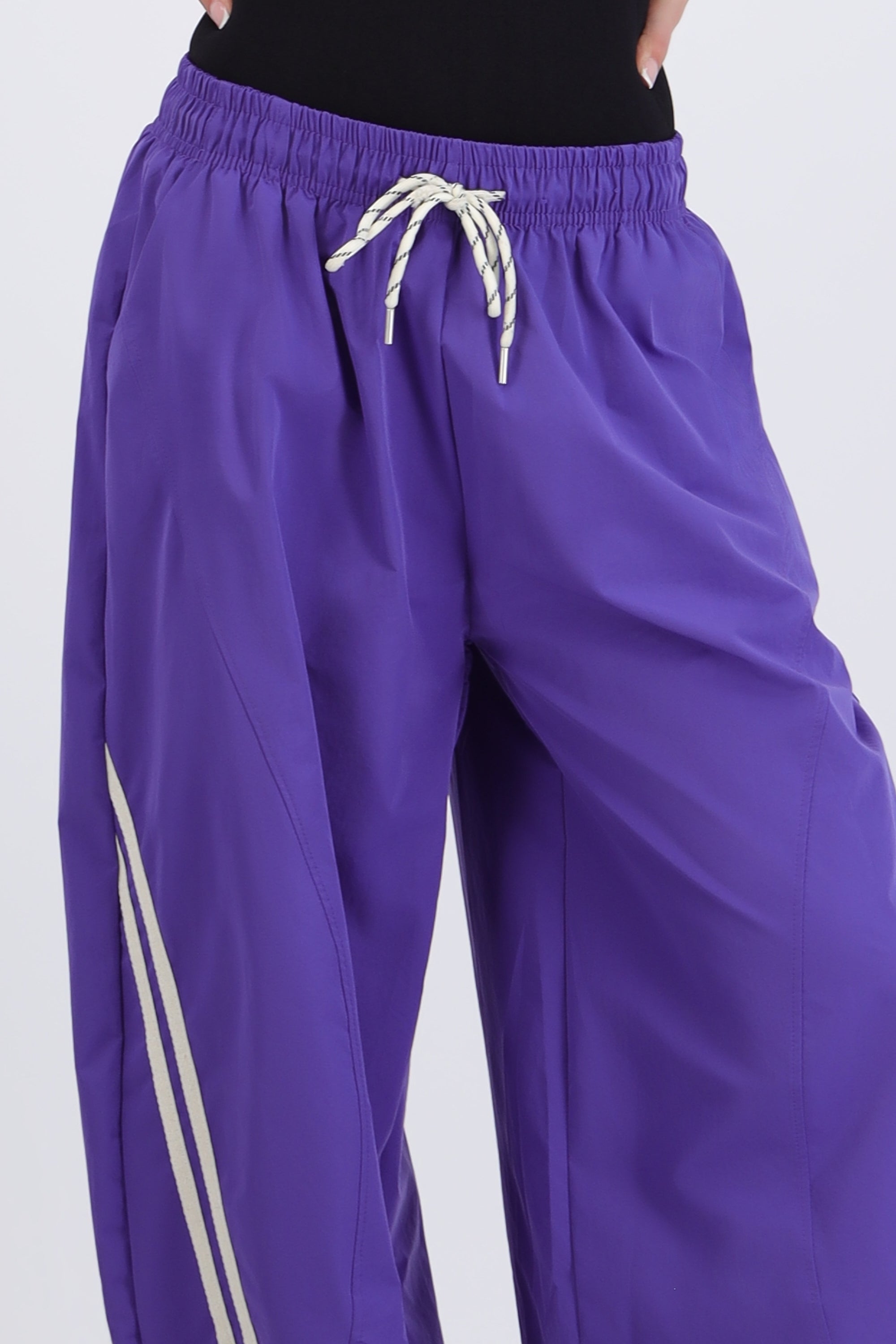 Pantalones rayas corte barrel