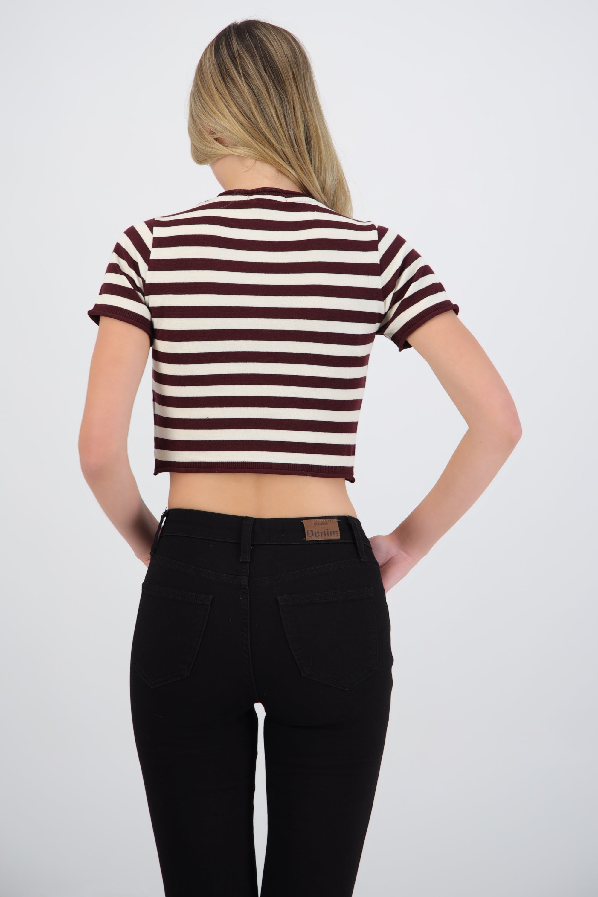 Top crop rayas detalle borde