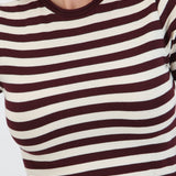 Top crop rayas detalle borde