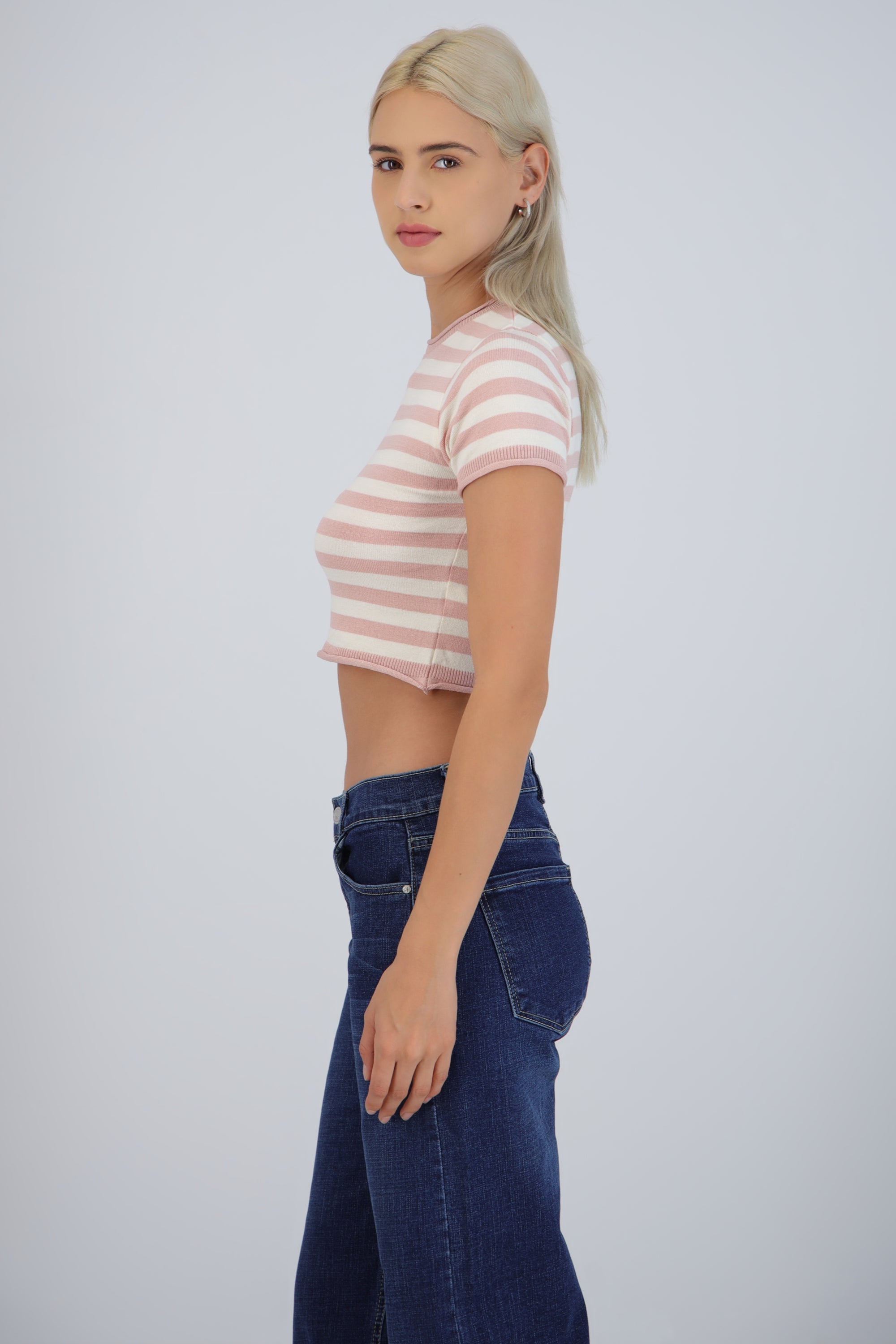 Top crop rayas detalle borde