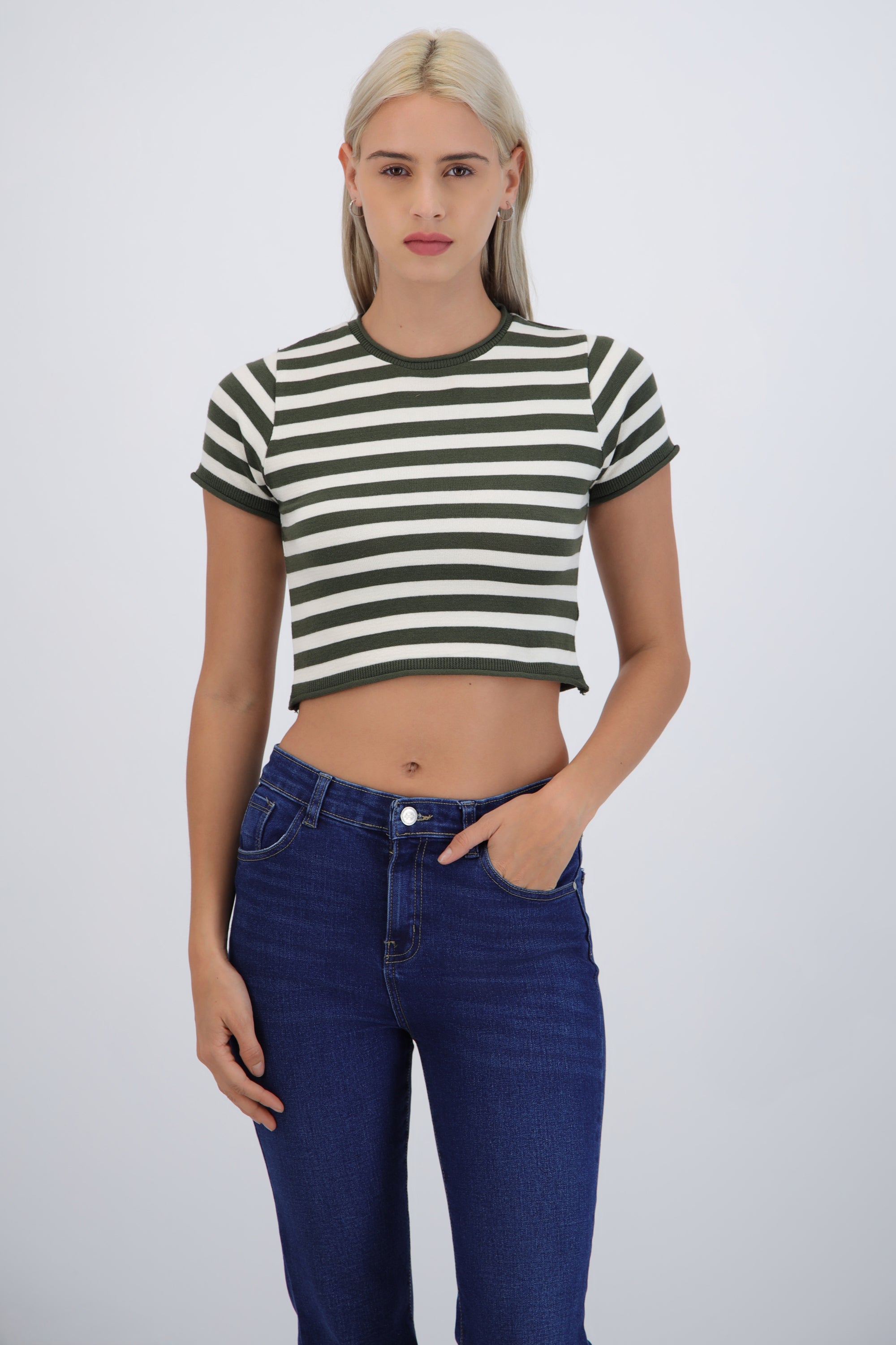 Top crop rayas detalle borde