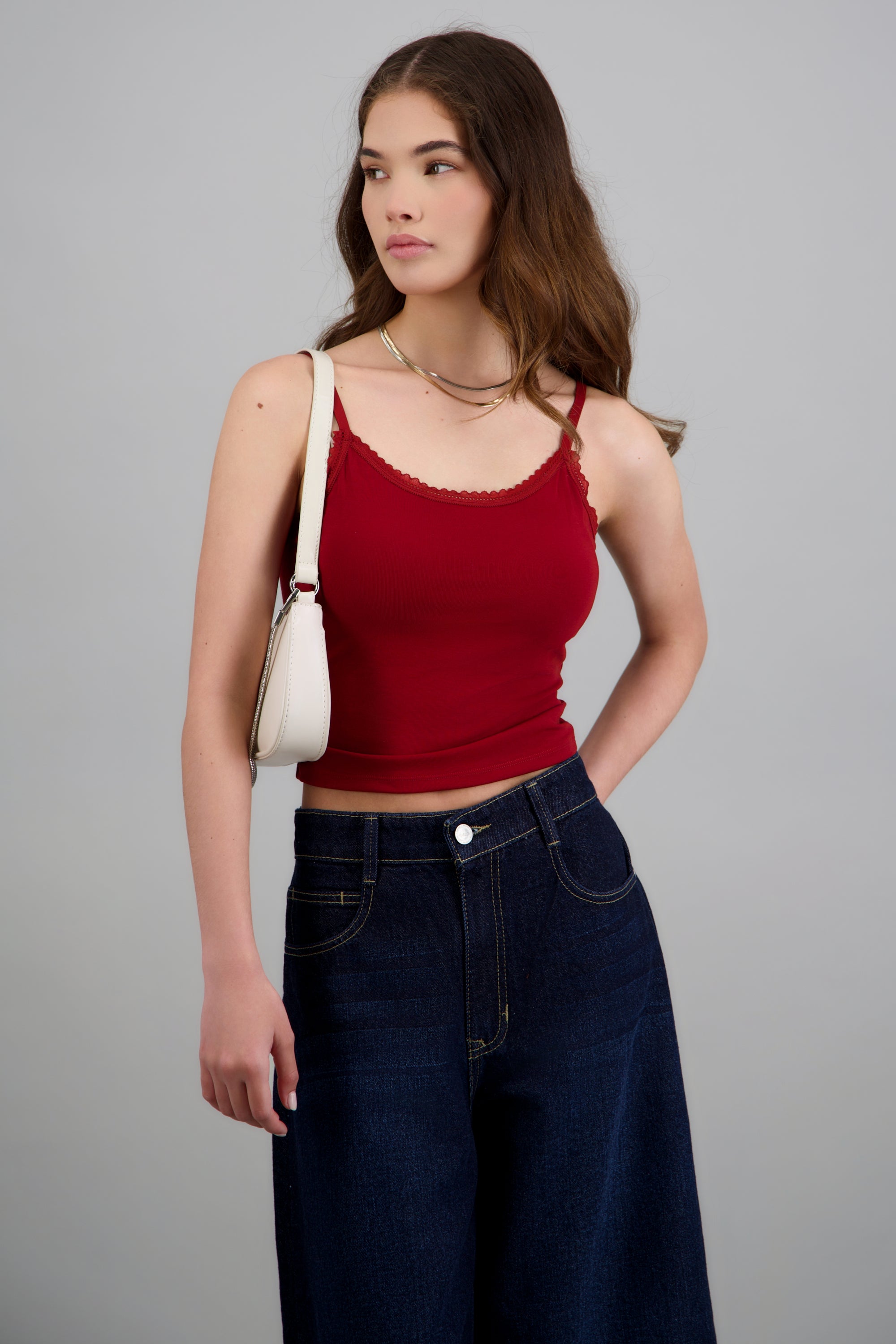 Top copas encaje en escote ROJO QUEMADO