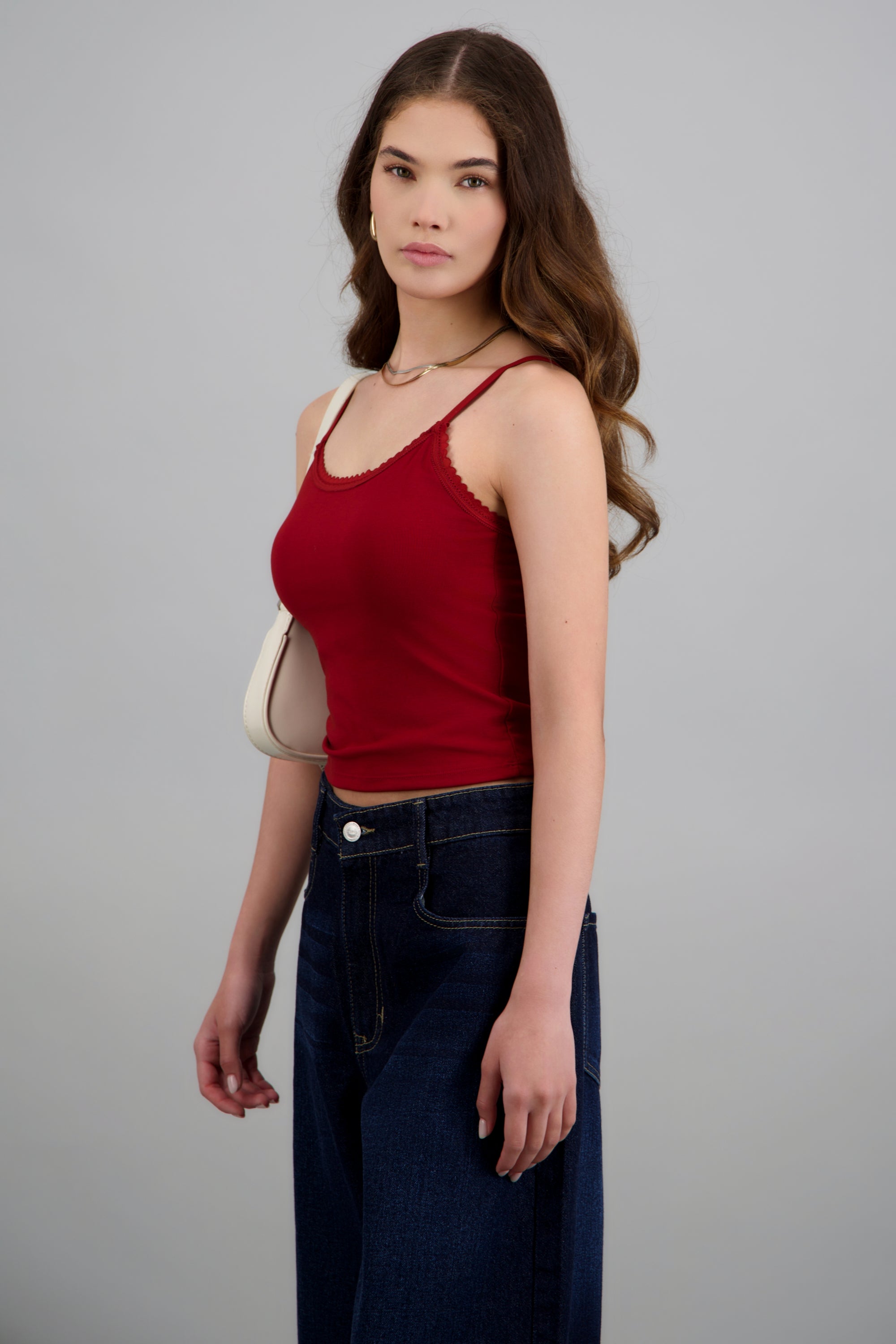 Top copas encaje en escote ROJO QUEMADO