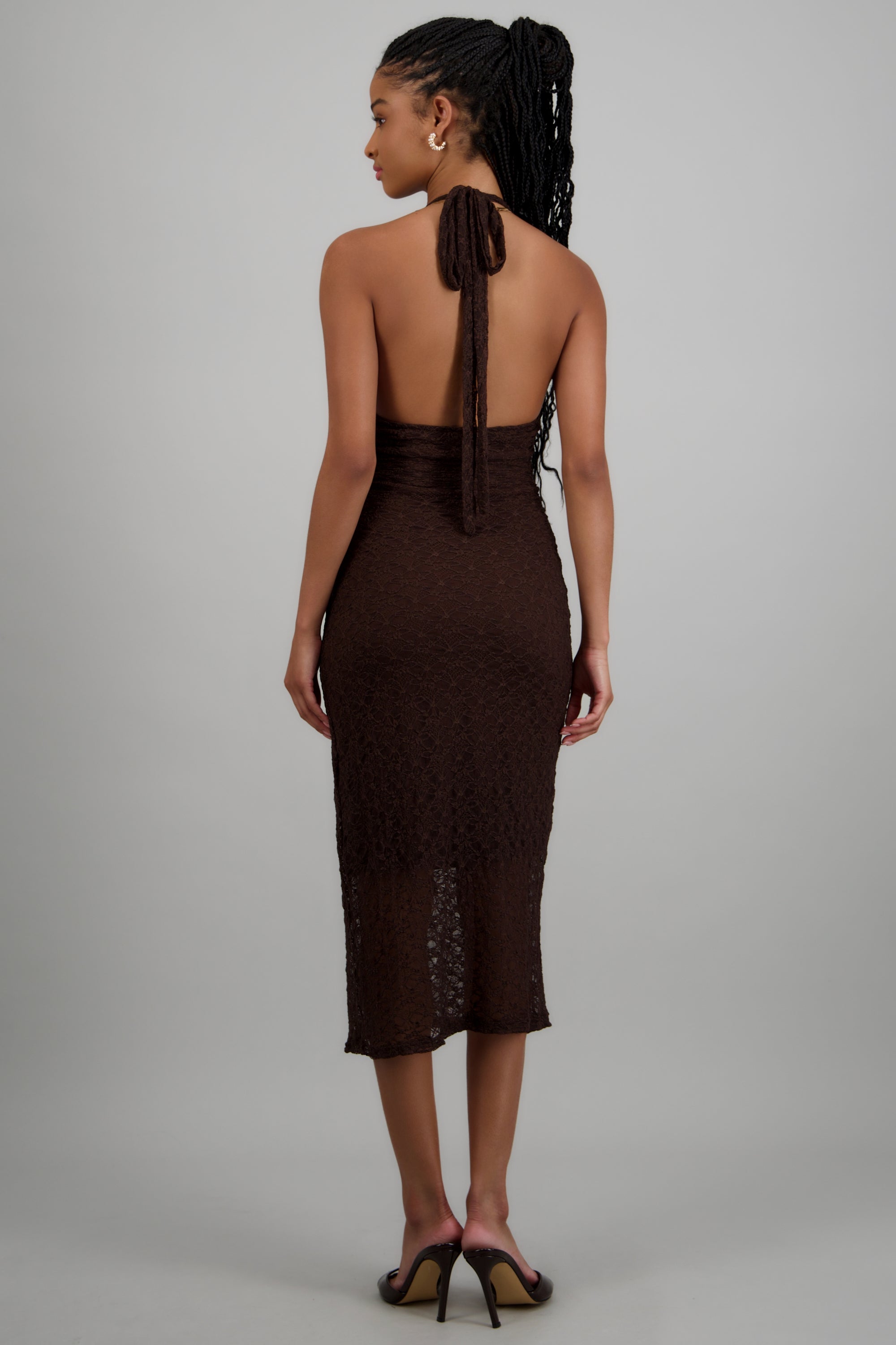 Vestido midi halter detalle encaje CHOCOLATE