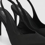 Tacon puntal slingback satin