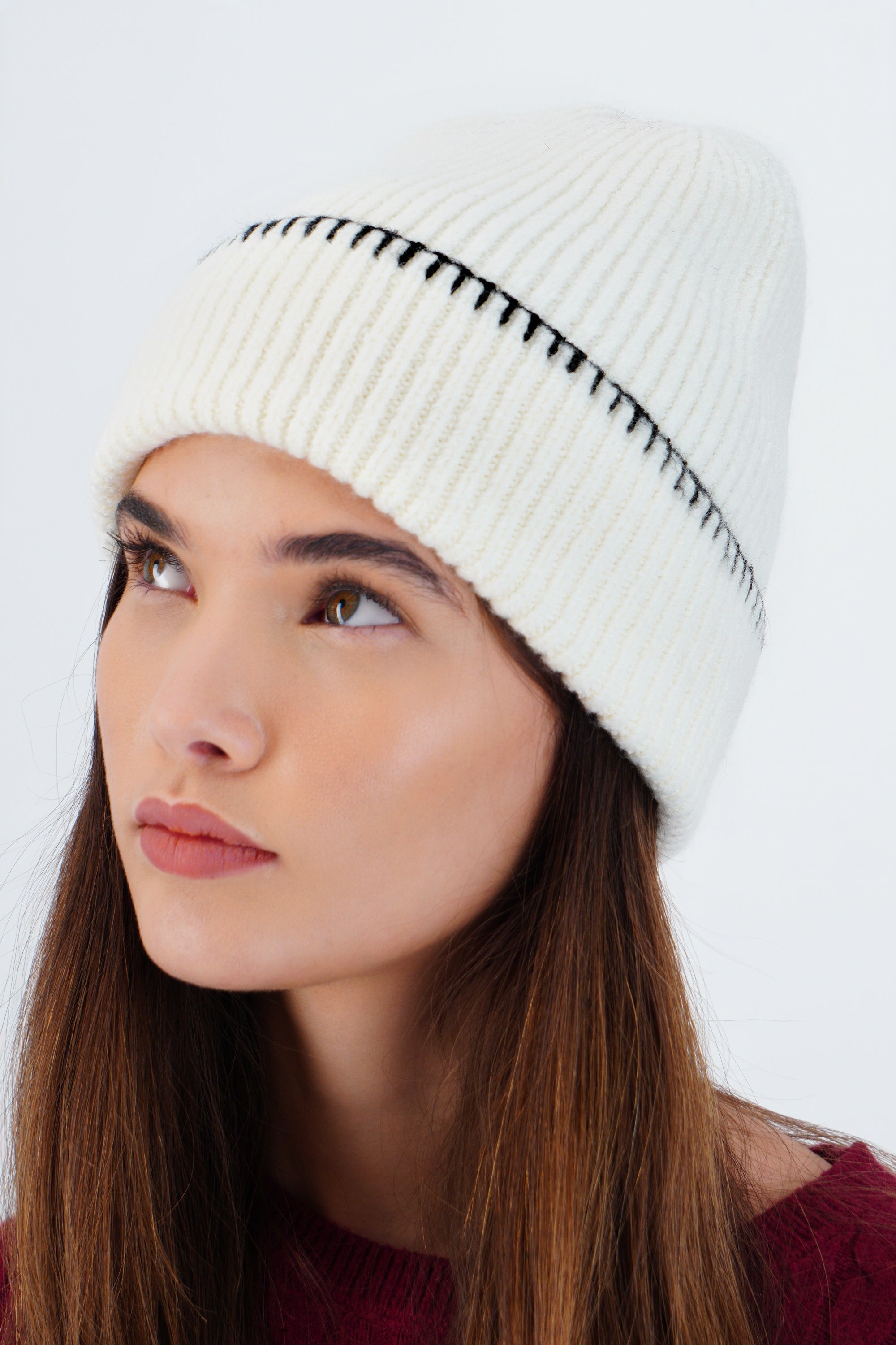 Beanie orilla festón