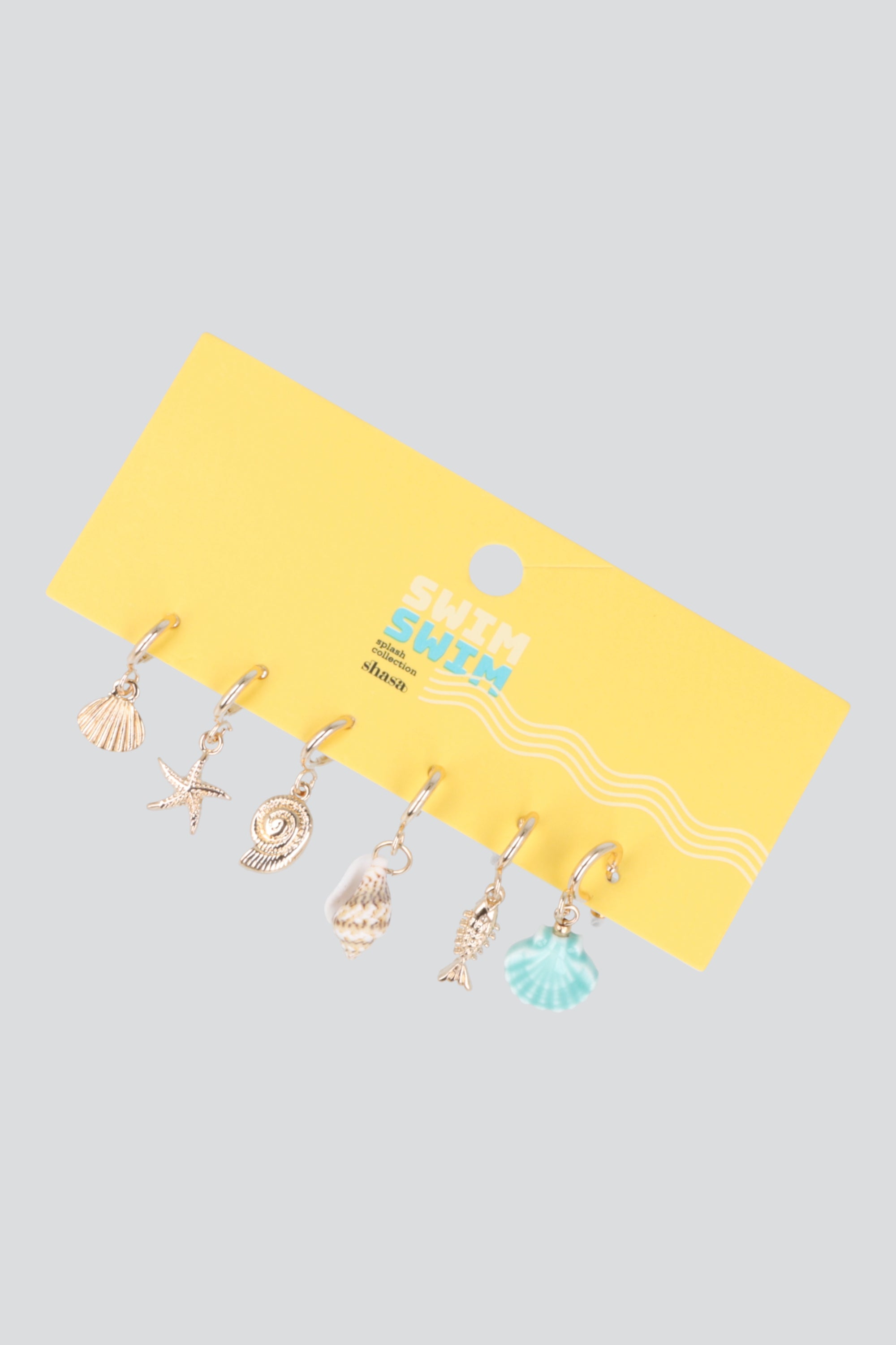3 PR ARRACADAS CHARMS CONCHA ORO