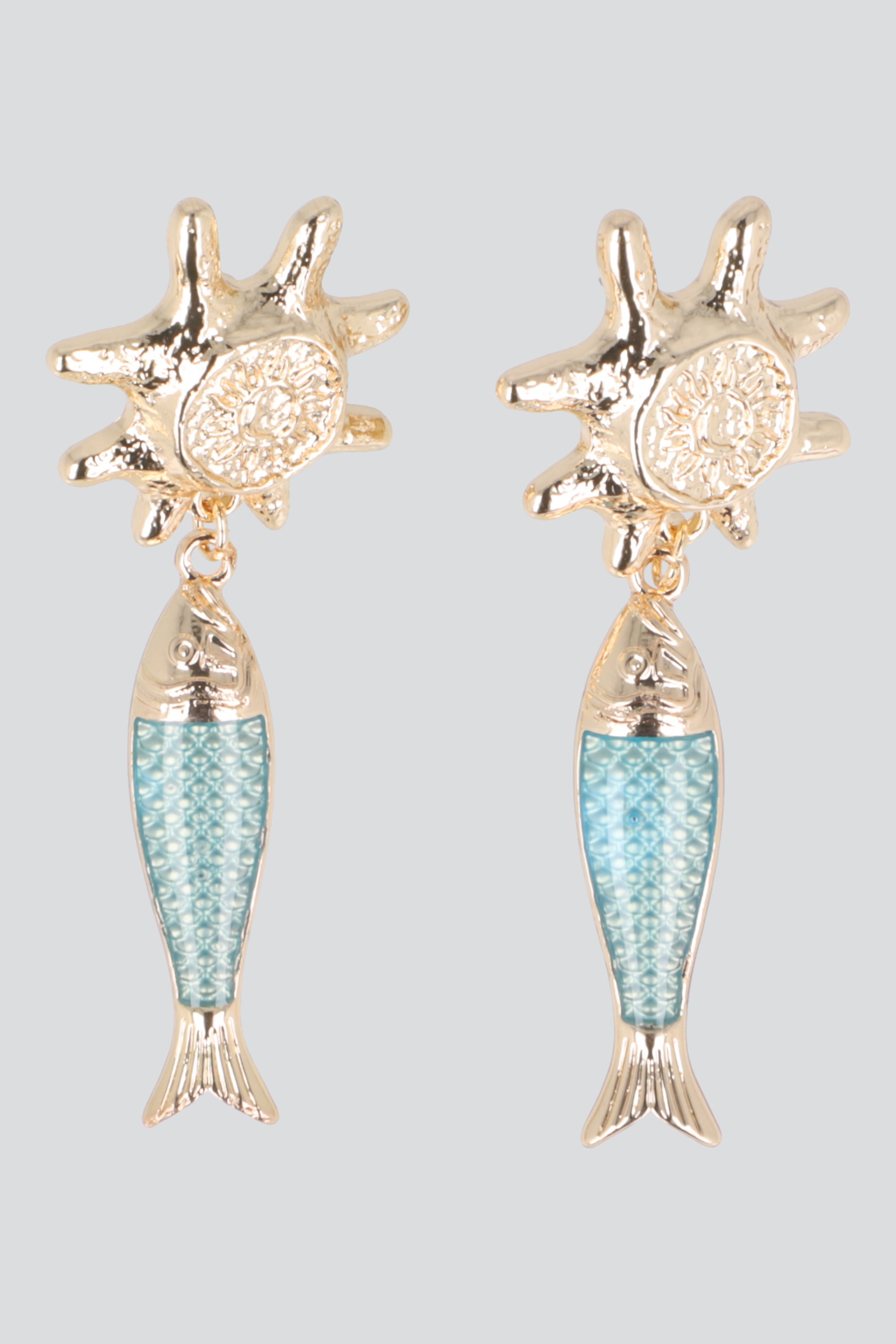 ARETES SOL PEZ ORO