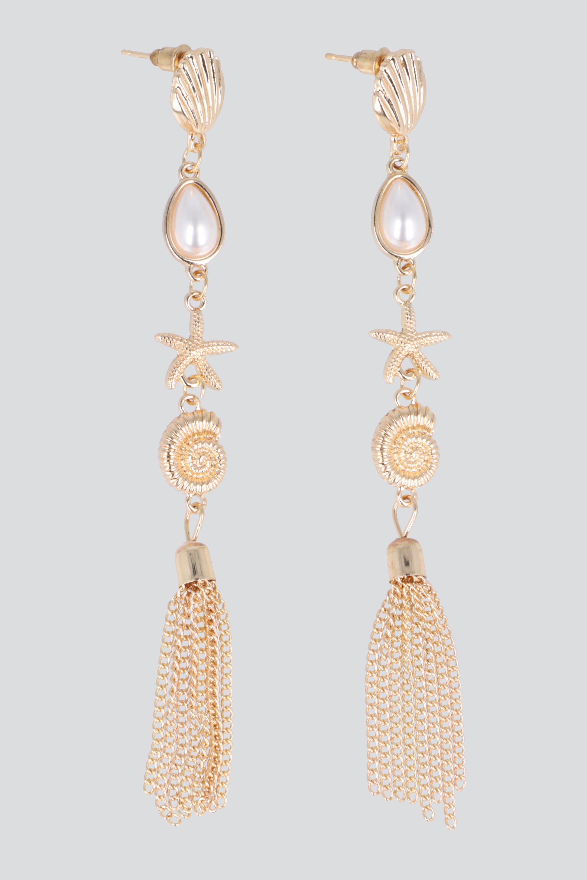 Aretes concha metalicos tassel