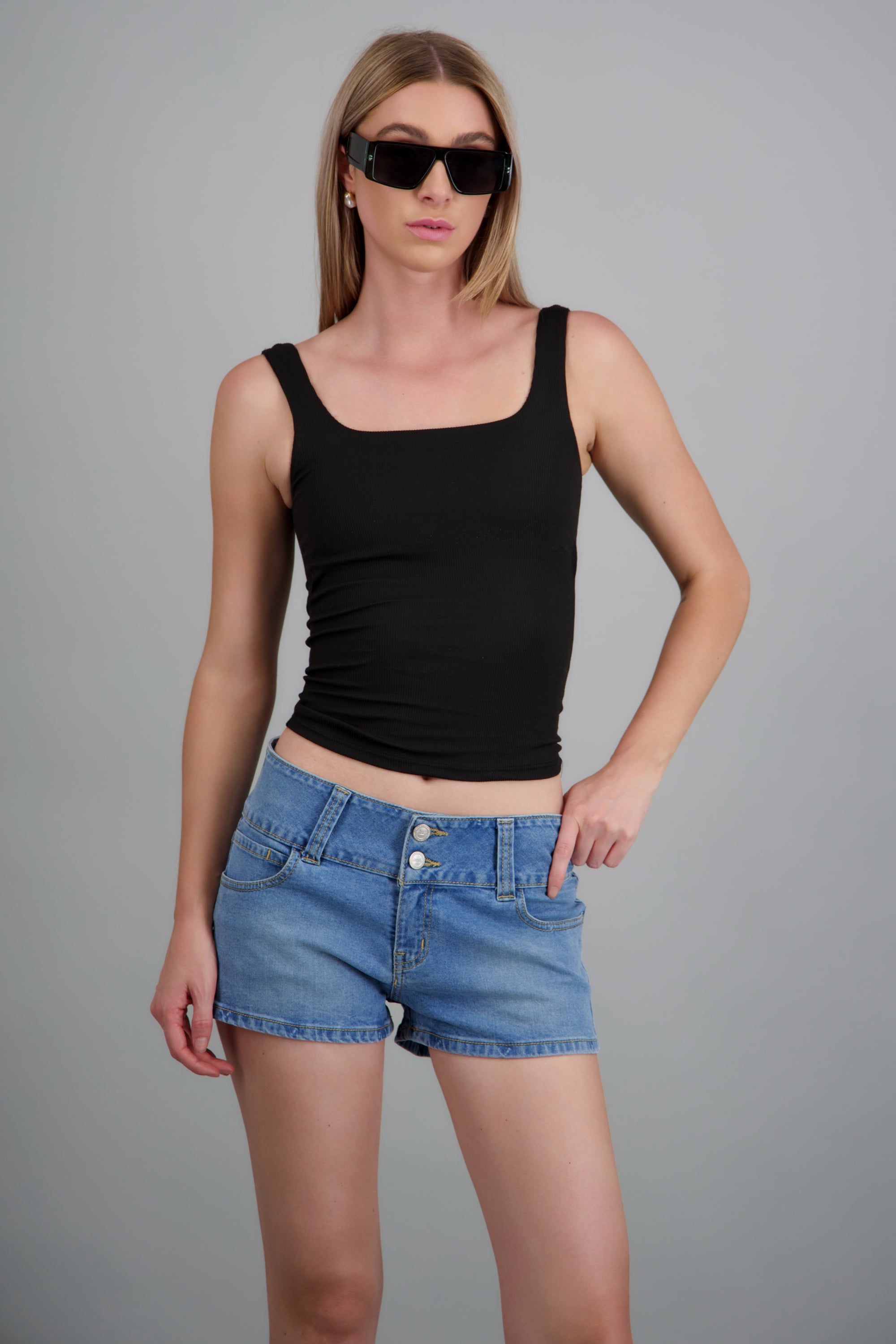 Top tirantes rib con copas NEGRO