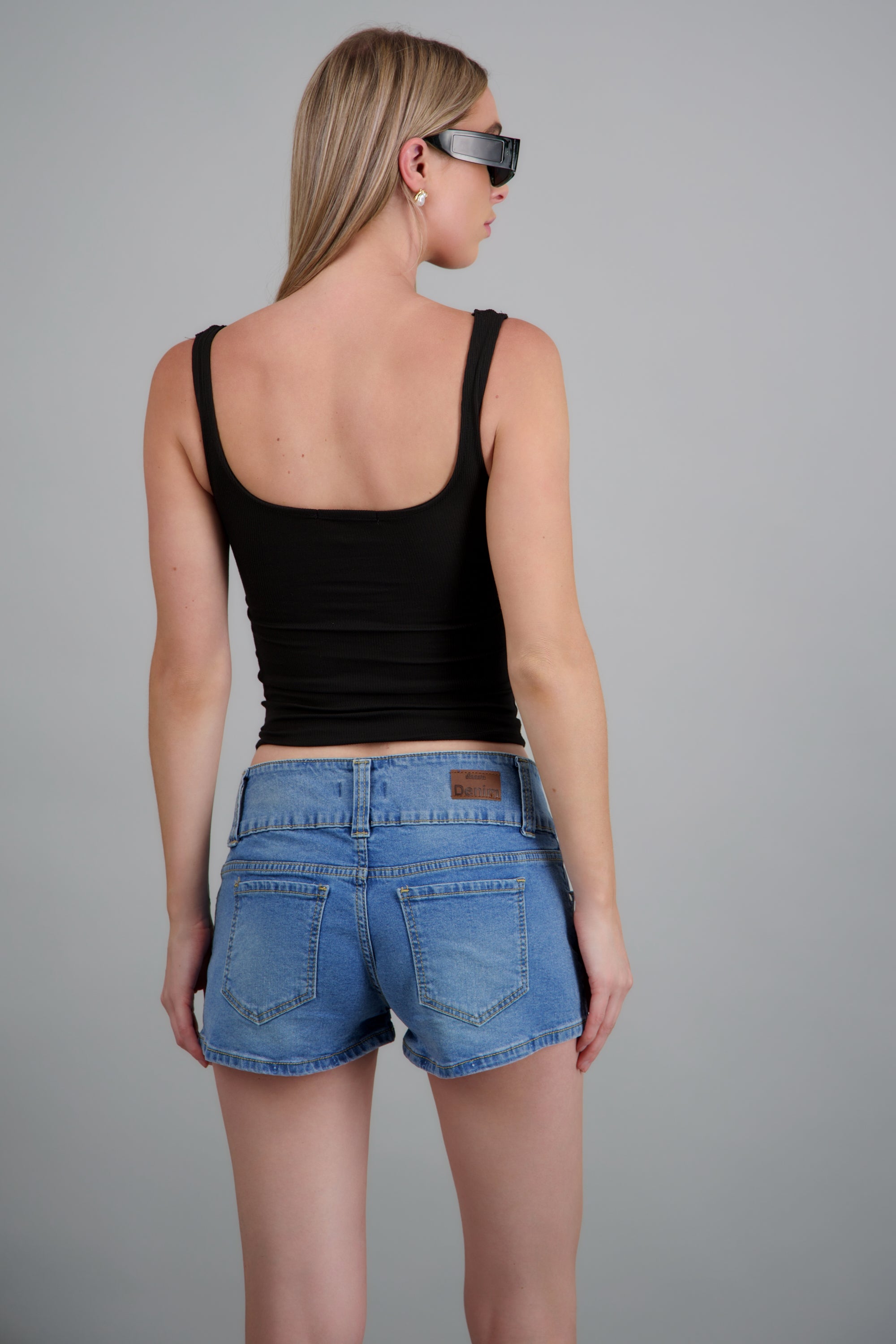 Top tirantes rib con copas NEGRO
