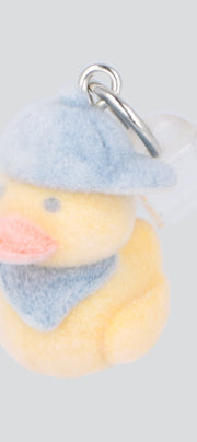 Charm cel patito sombrero
