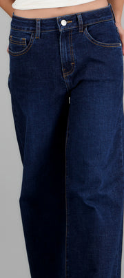 MEDIUM WASH