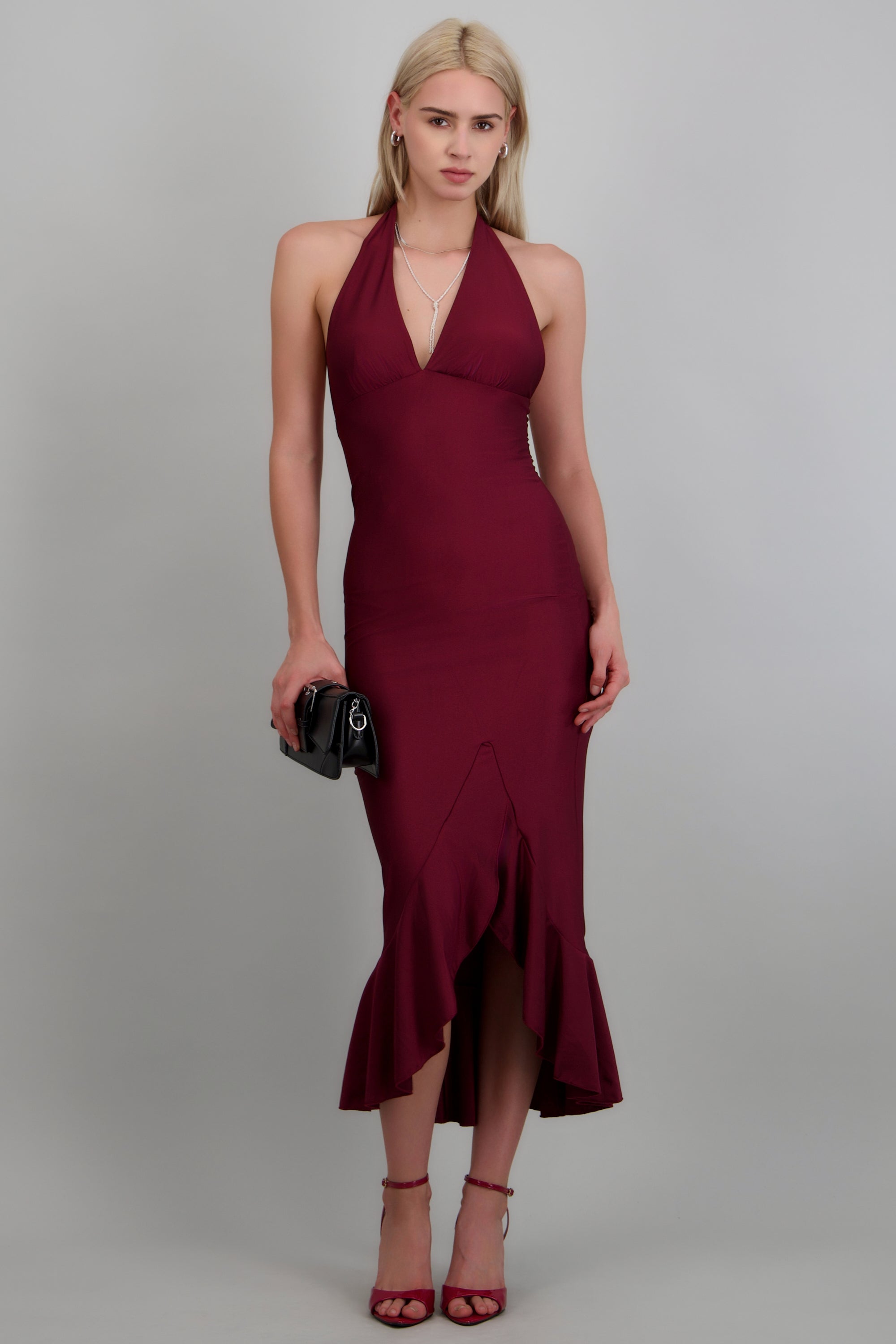 Vestido halter satinado liso VINO