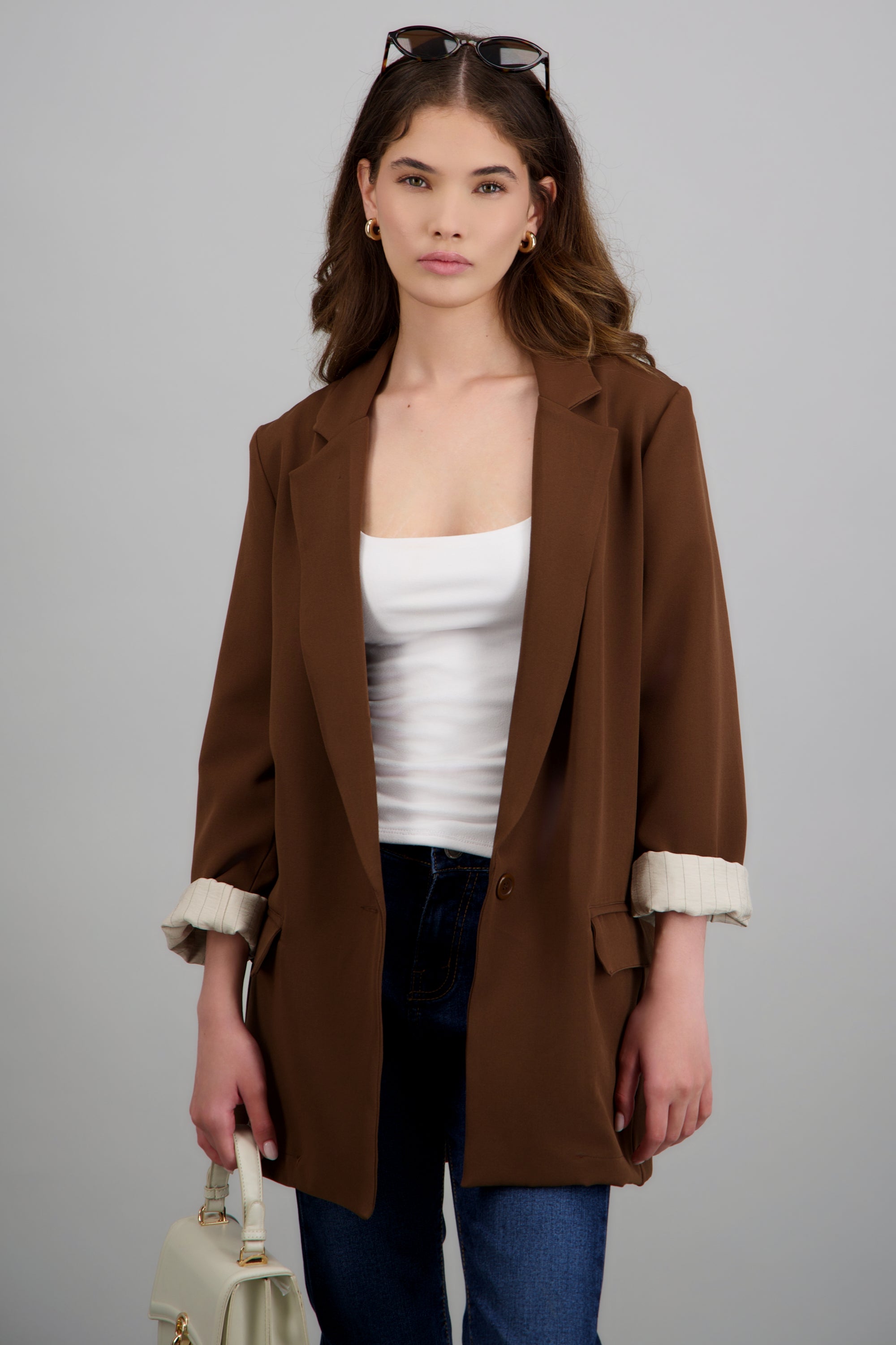 Saco oversized detalle manga doble vista CHOCOLATE