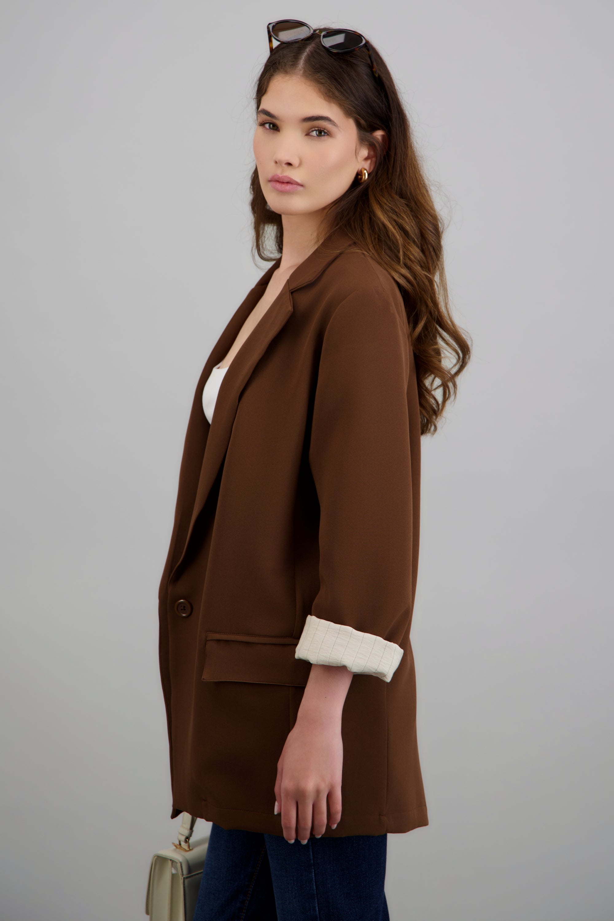 Saco oversized detalle manga doble vista CHOCOLATE