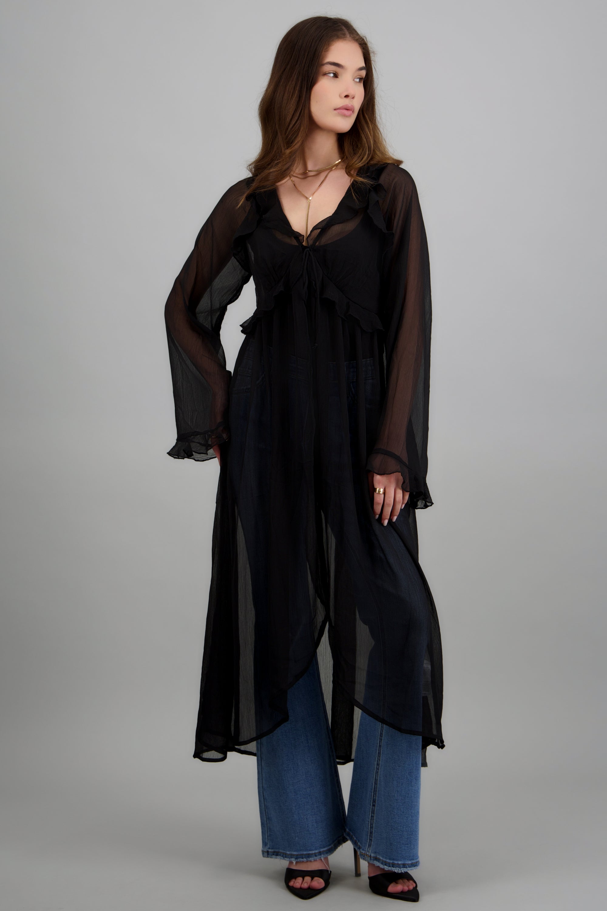 Cardigan ligero transparente con olanes NEGRO