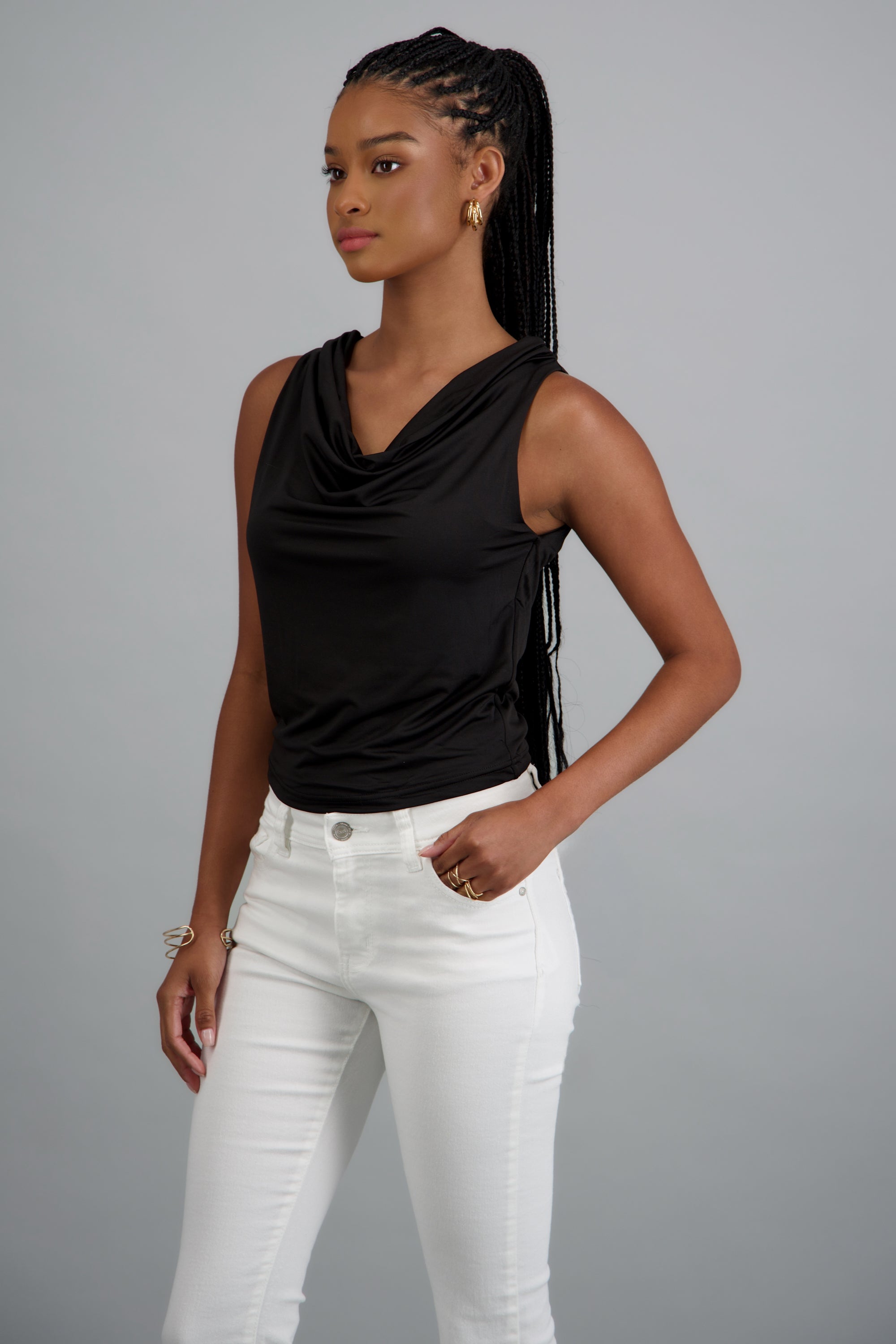 Top cuello cascada NEGRO