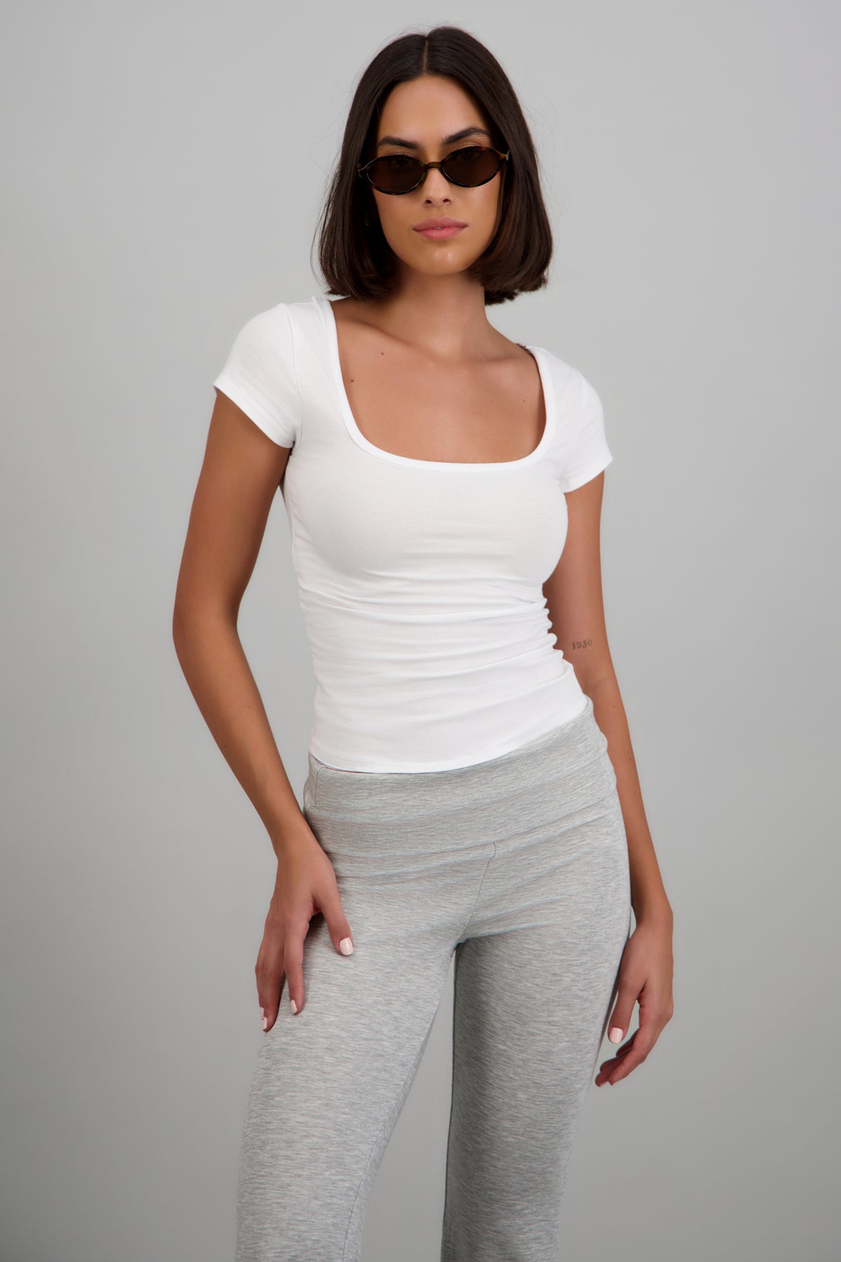 Top básico escote cuadrado liso BLANCO