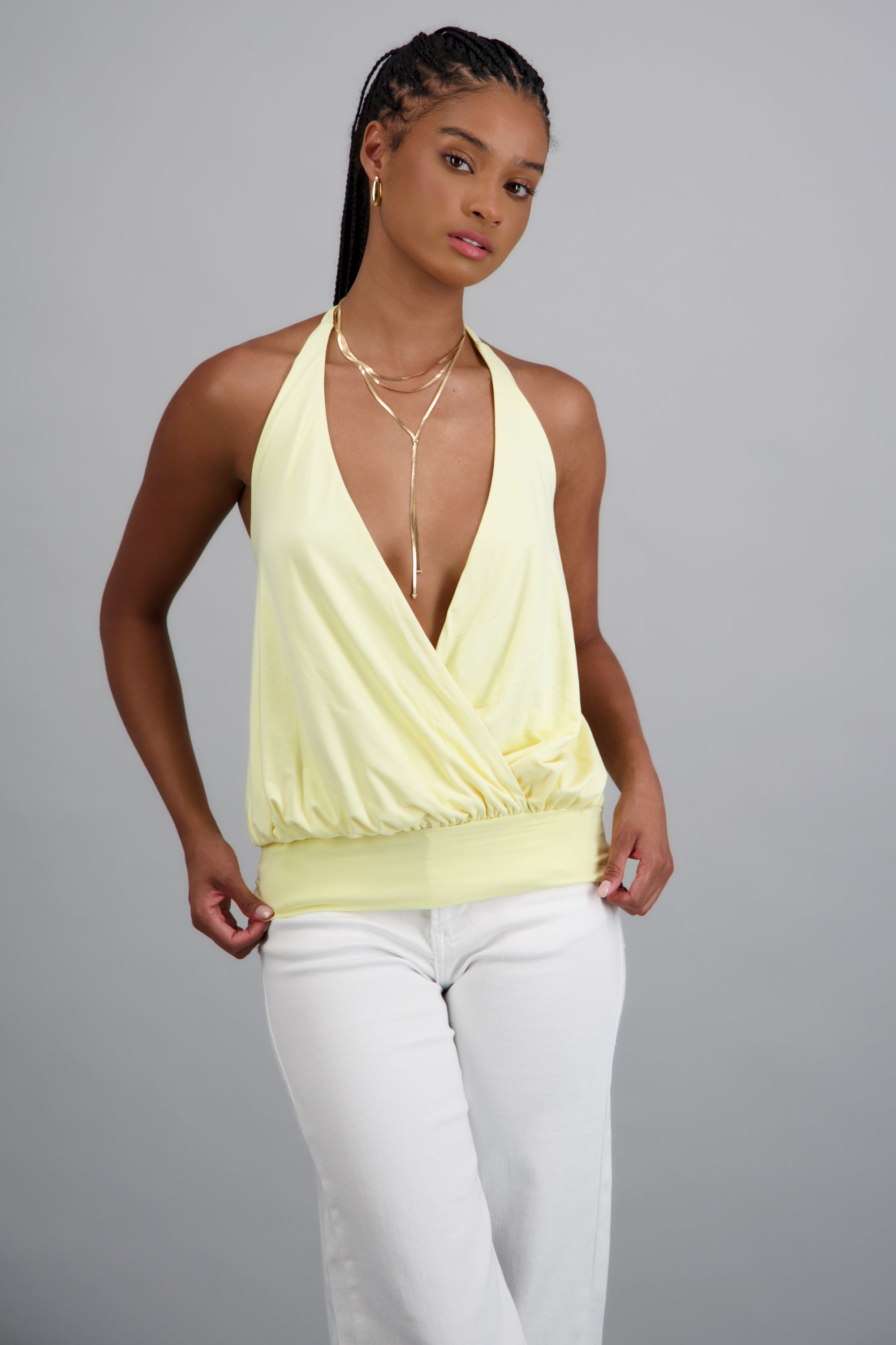 Top halter detalle cruzado AMARILLO PASTEL