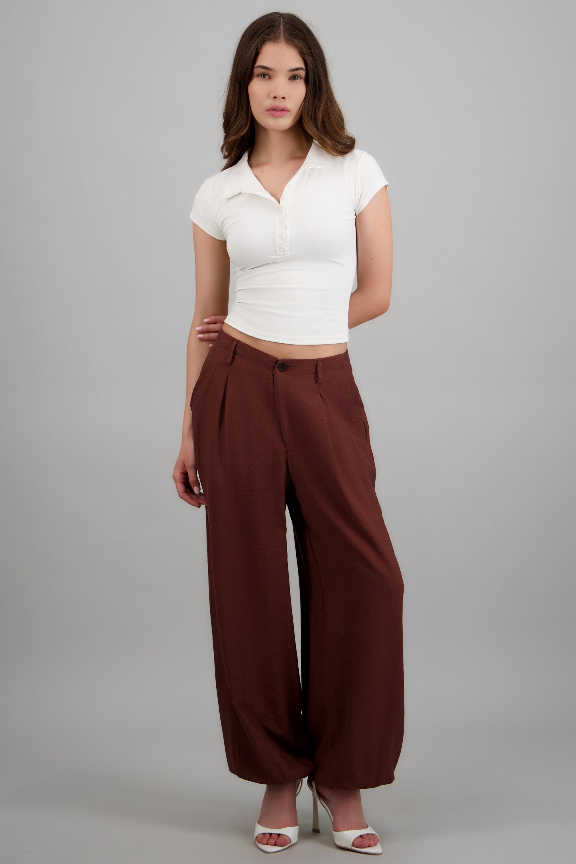 Pantalon jogger liso CHOCOLATE