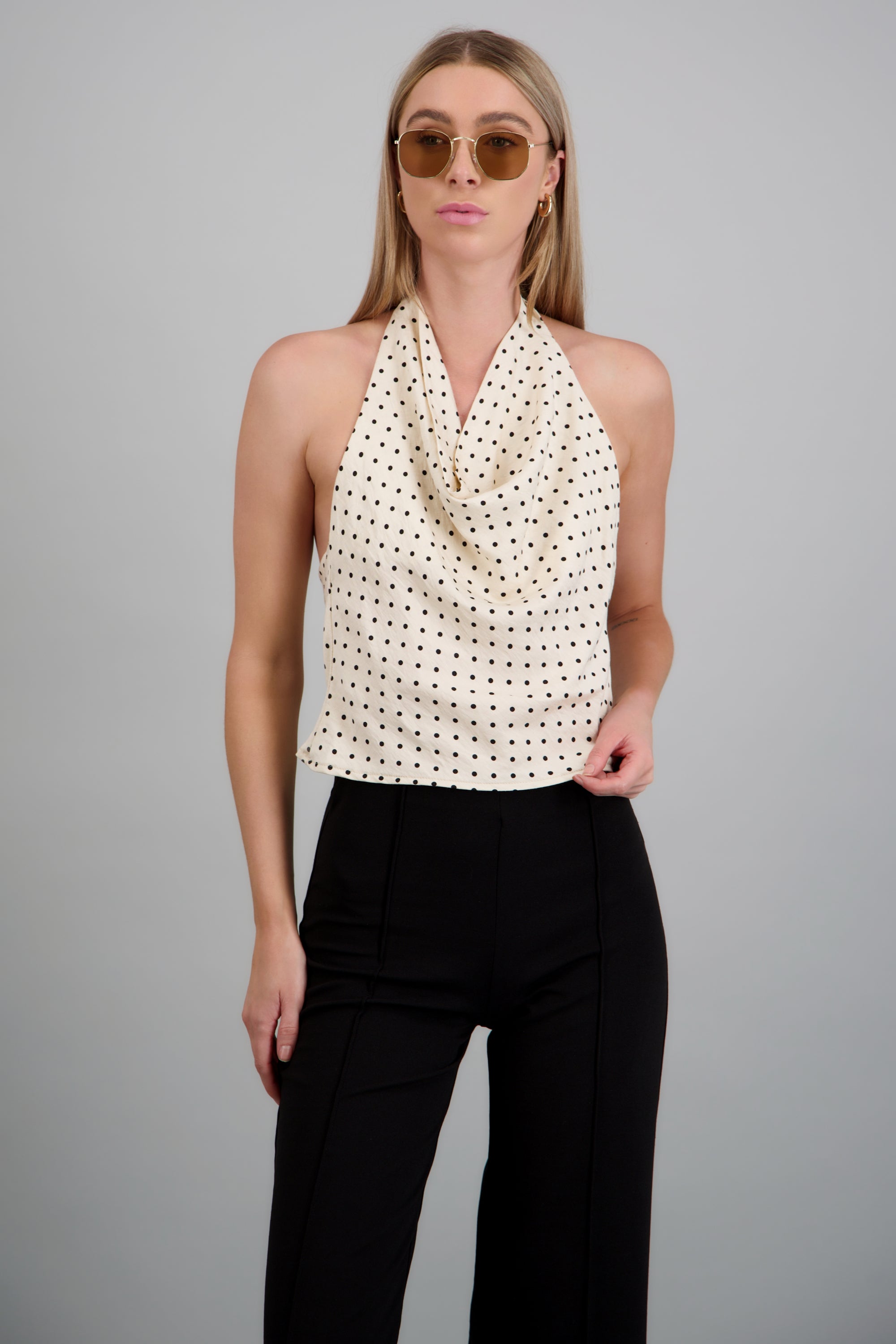 Top halter escote cascada polka HUESO COMBO