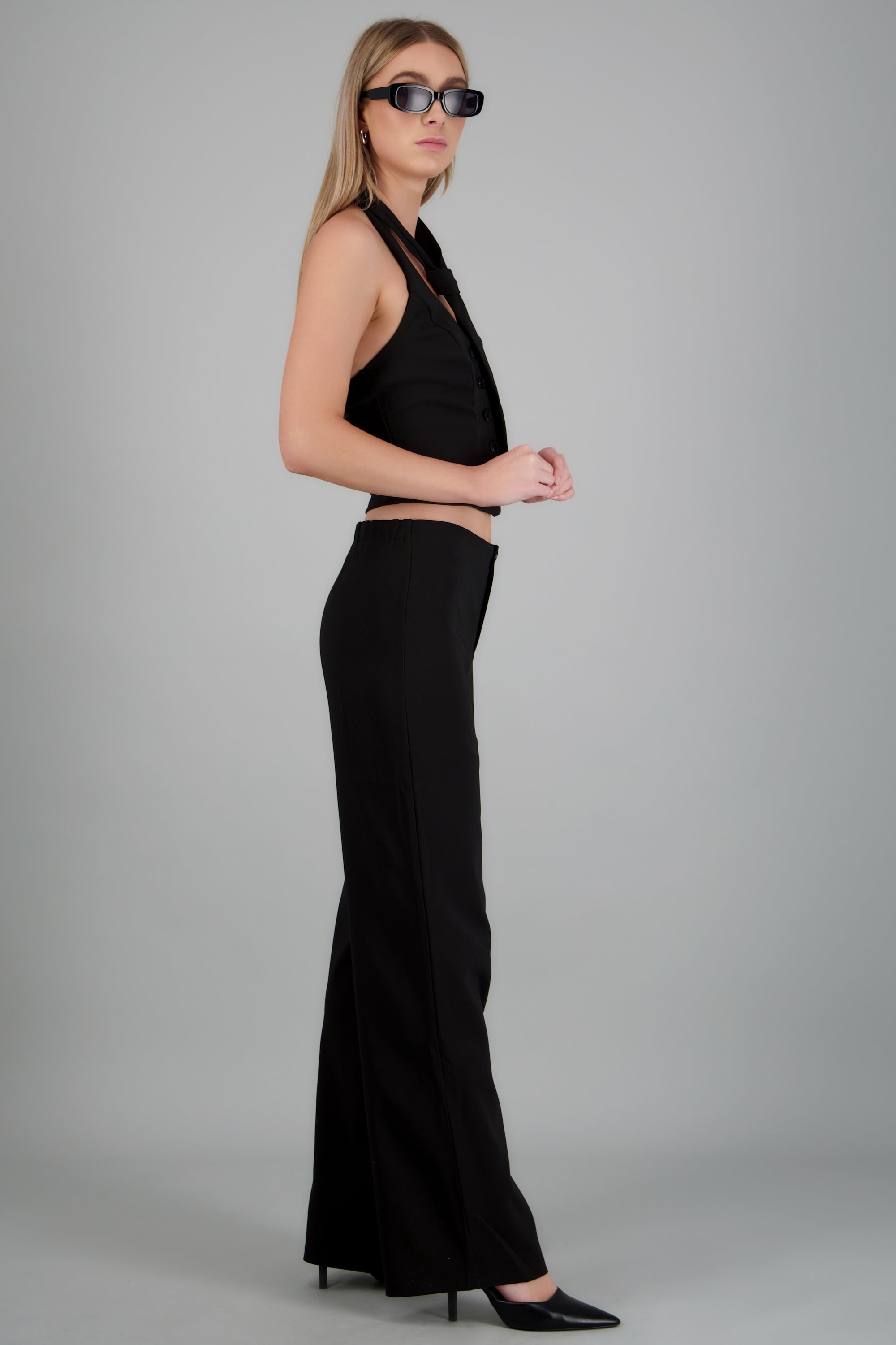Pantalón recto liso NEGRO