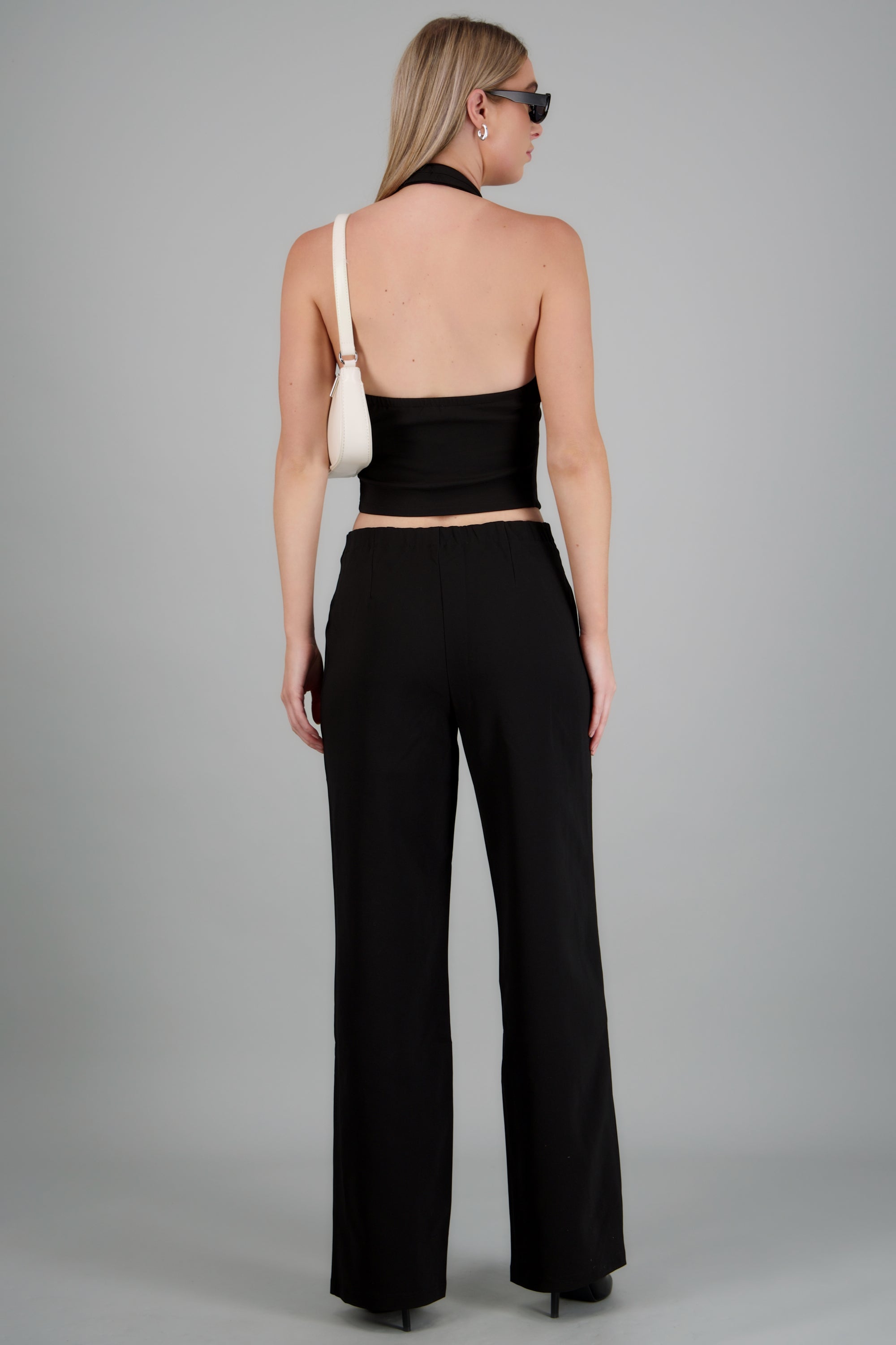 Pantalón recto liso NEGRO