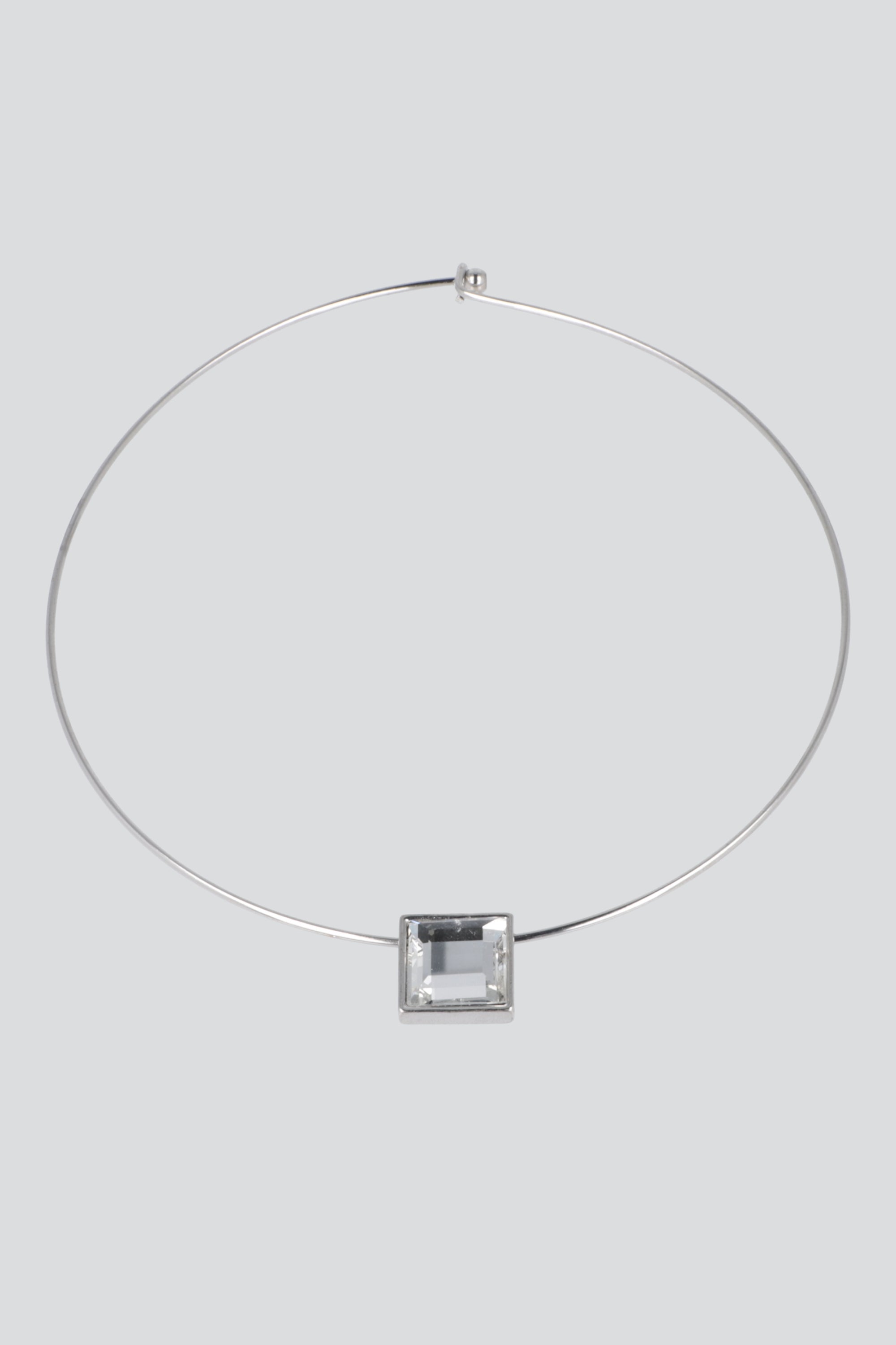 COLLAR RIGIDO CUADRO CRISTAL PLATA