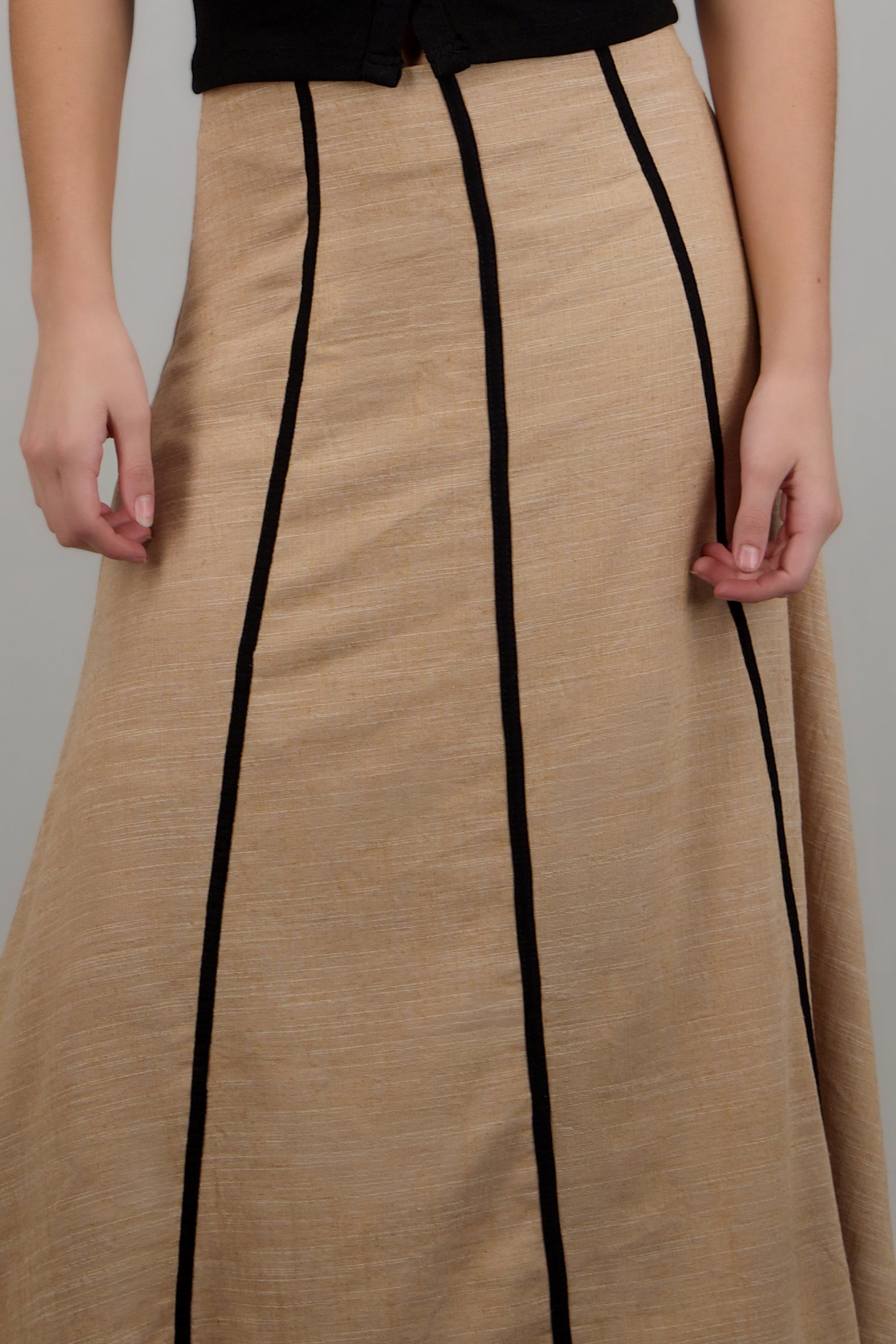 Falda maxi detalle contraste KHAKI