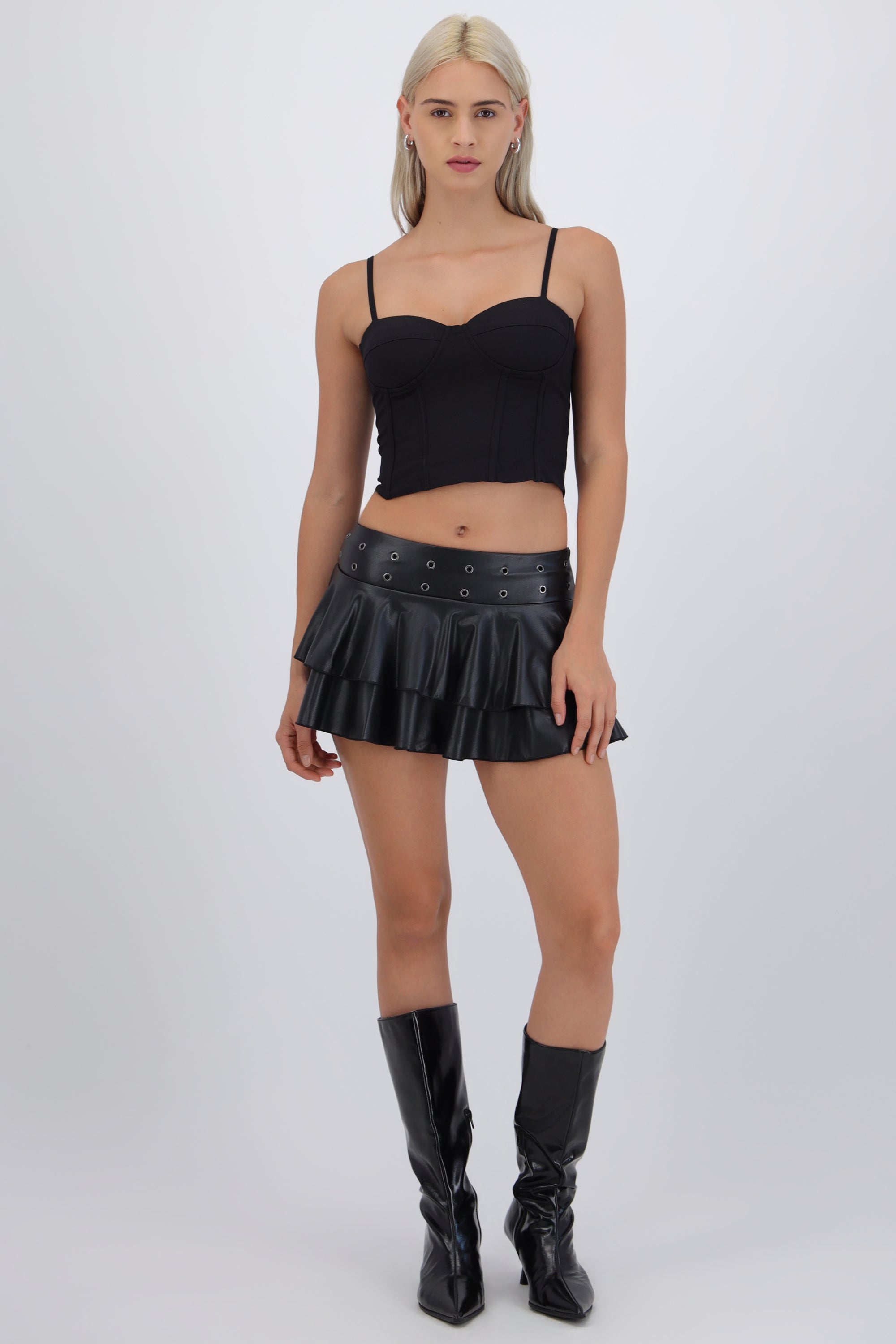 Falda olanes efecto piel detalle eyelets