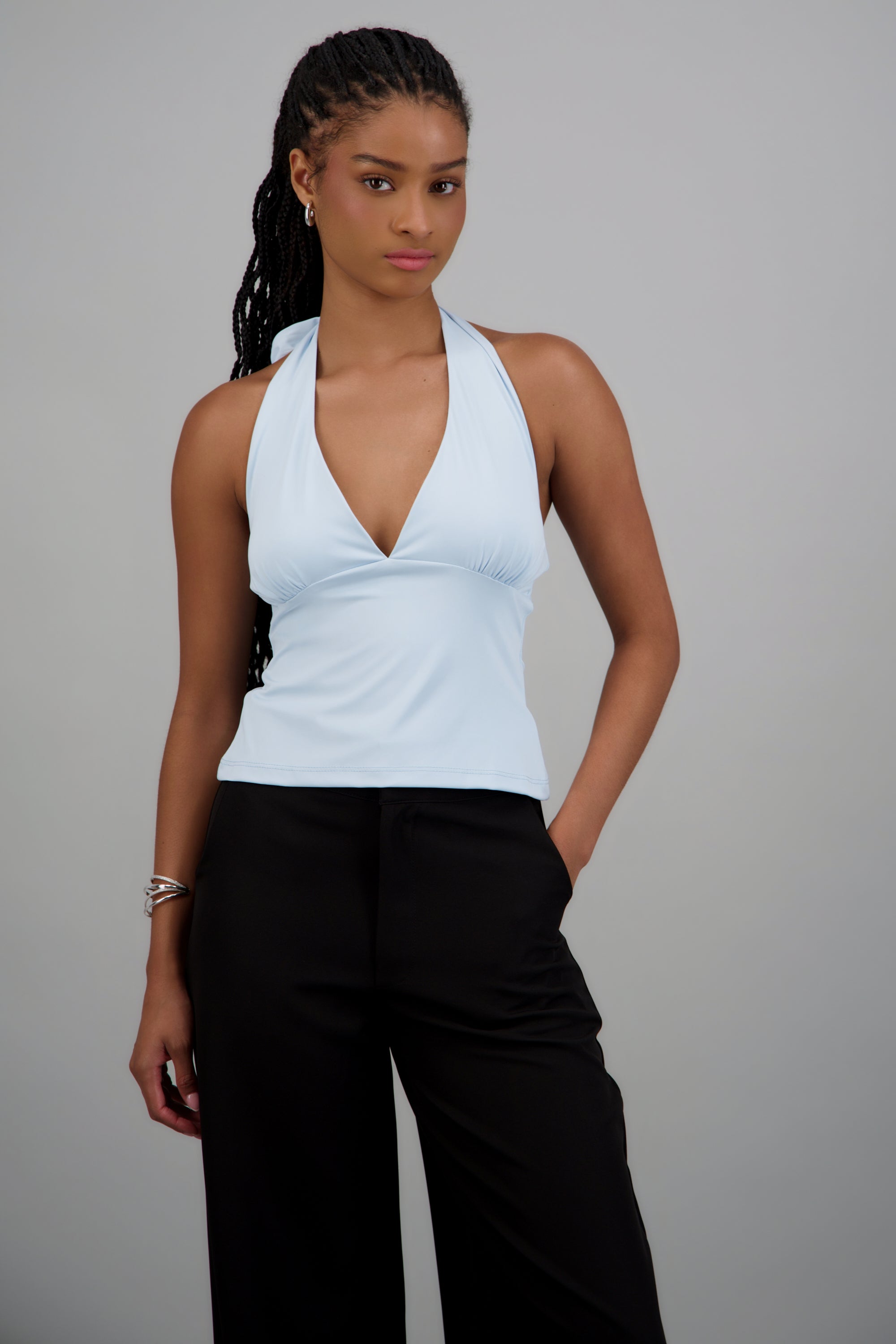 top halter escote v AZUL CIELO