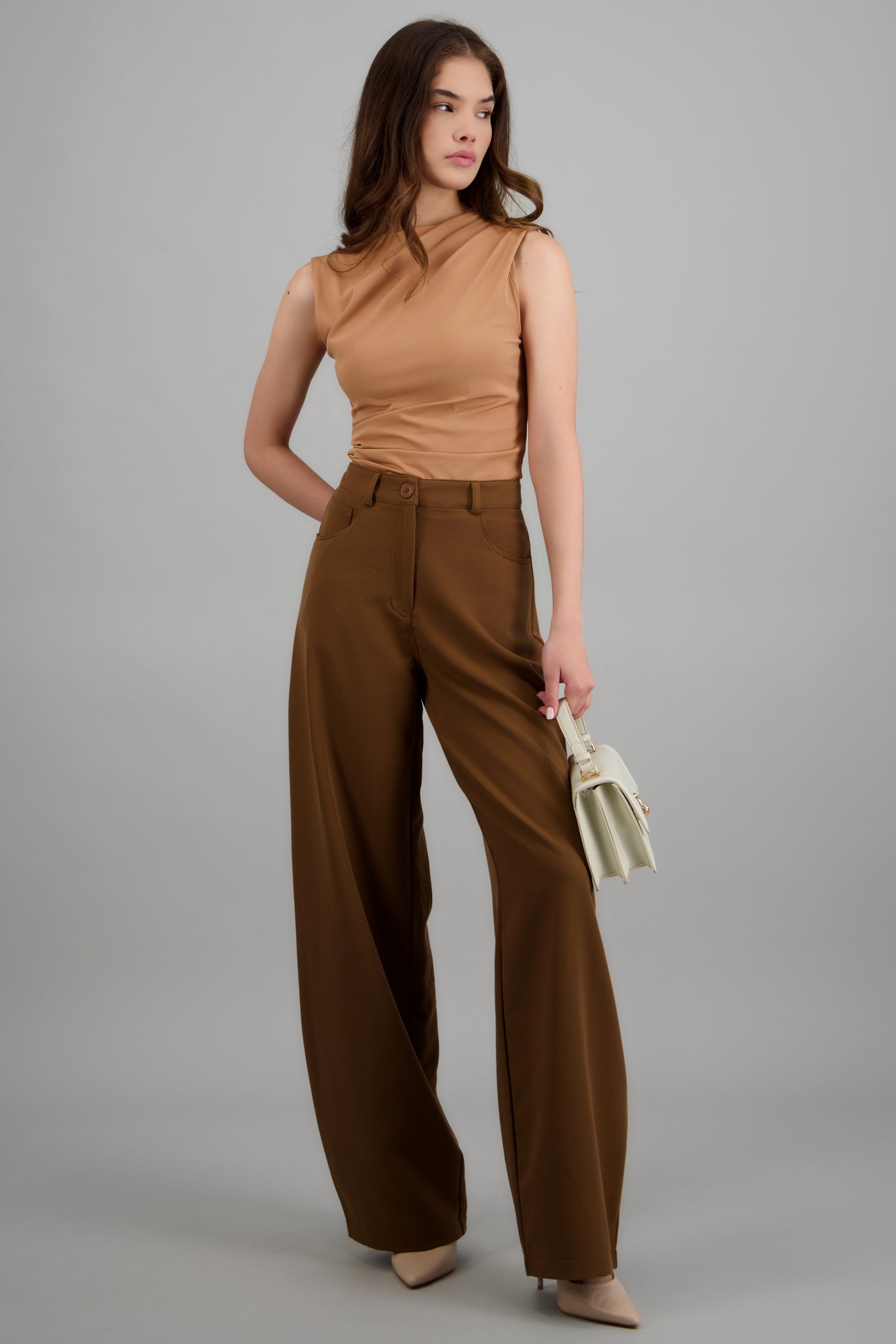 pantalon barrel fluido CAMELLO