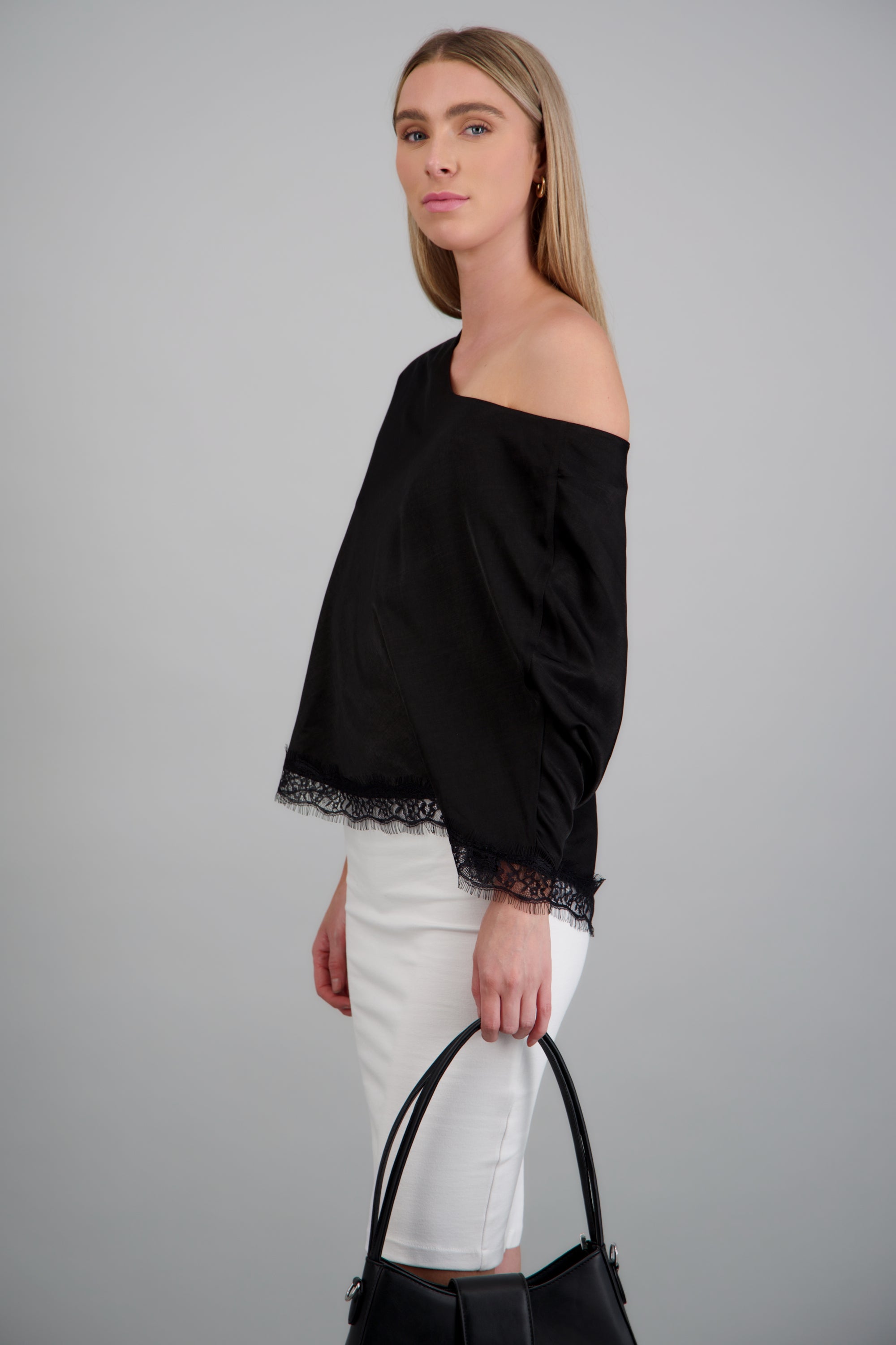 top encaje asimetrico hypsters NEGRO