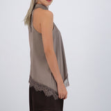 Top satin halter detalle encaje